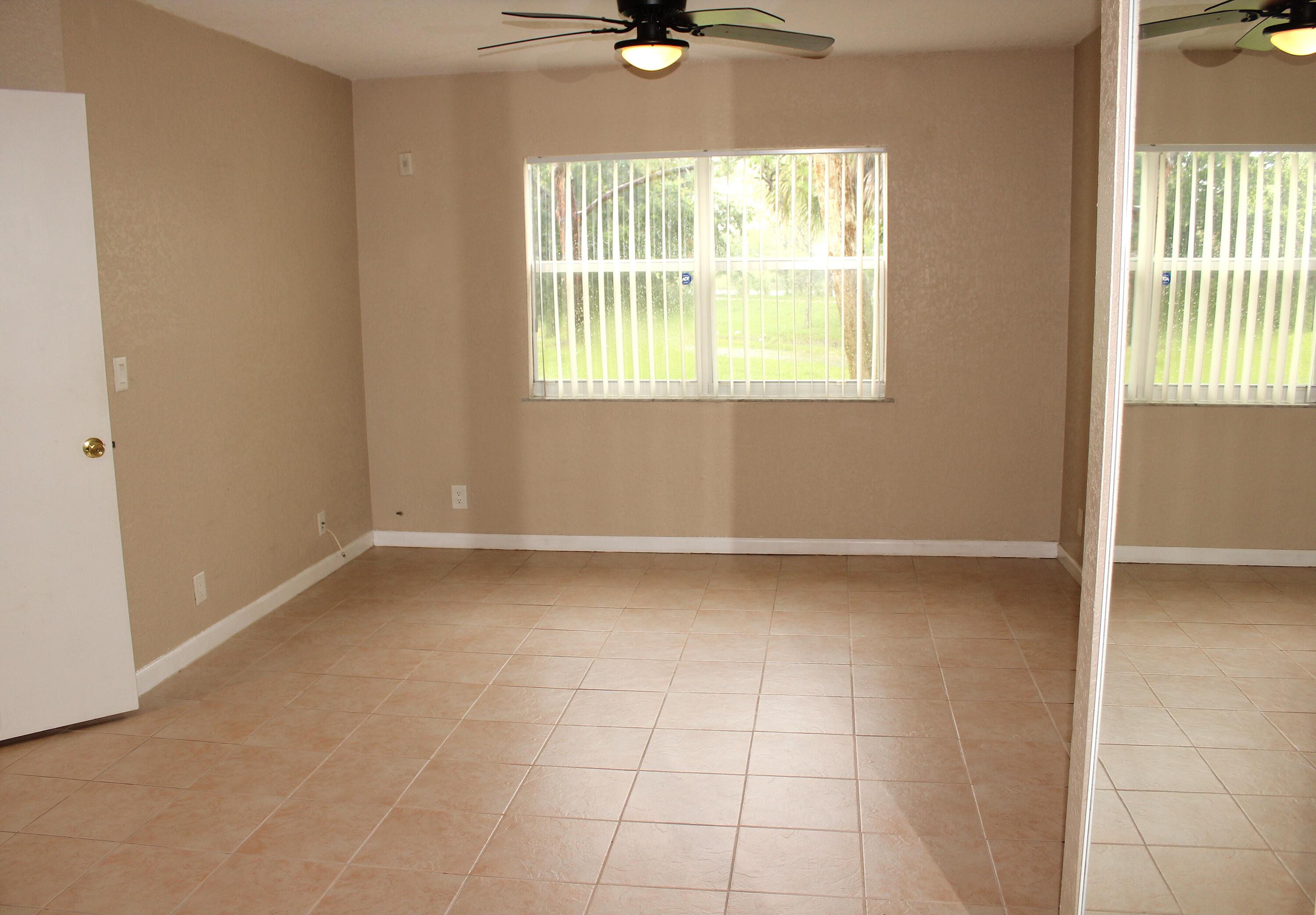 MIDPORT PLACE I, A CONDOMINIUM - Residential
