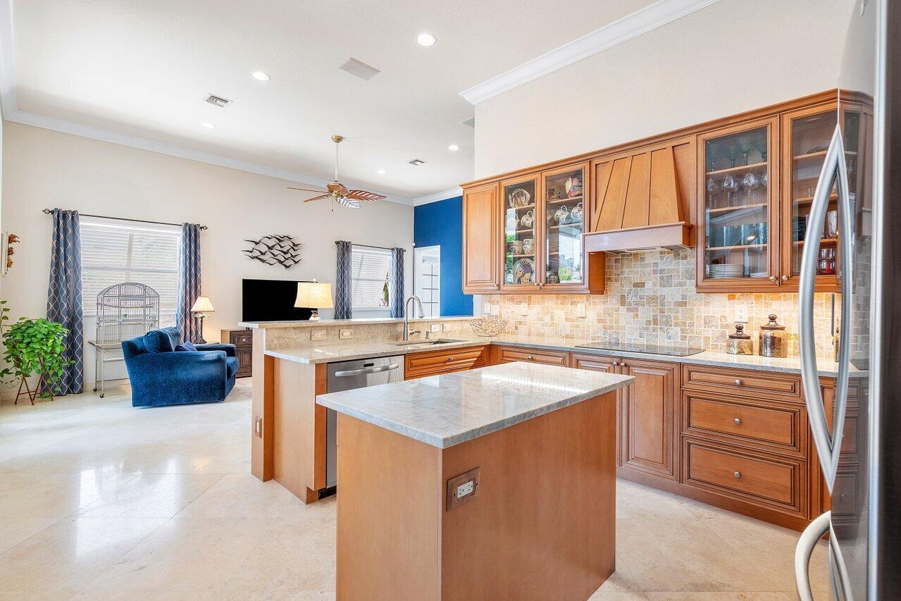 BOCA HARBOUR 4TH SEC - Residential