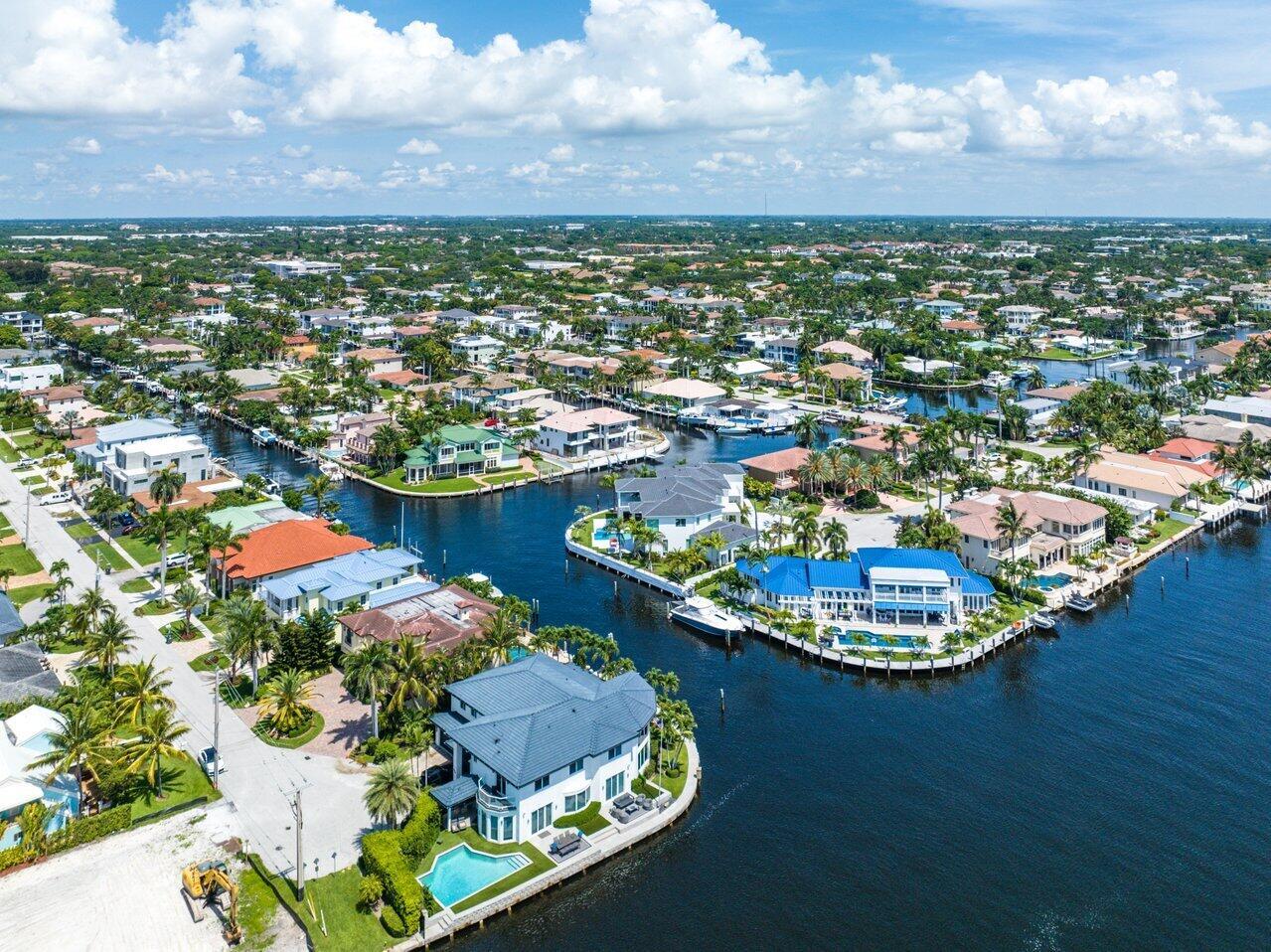 BOCA HARBOUR 4TH SEC - Residential