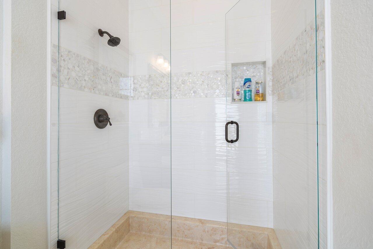 BOCA HARBOUR 4TH SEC - Residential