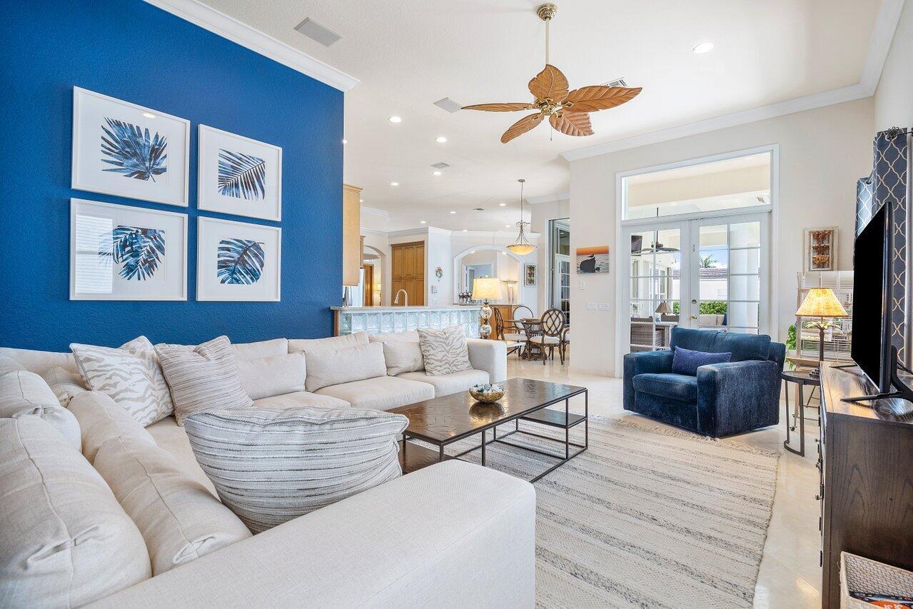 BOCA HARBOUR 4TH SEC - Residential