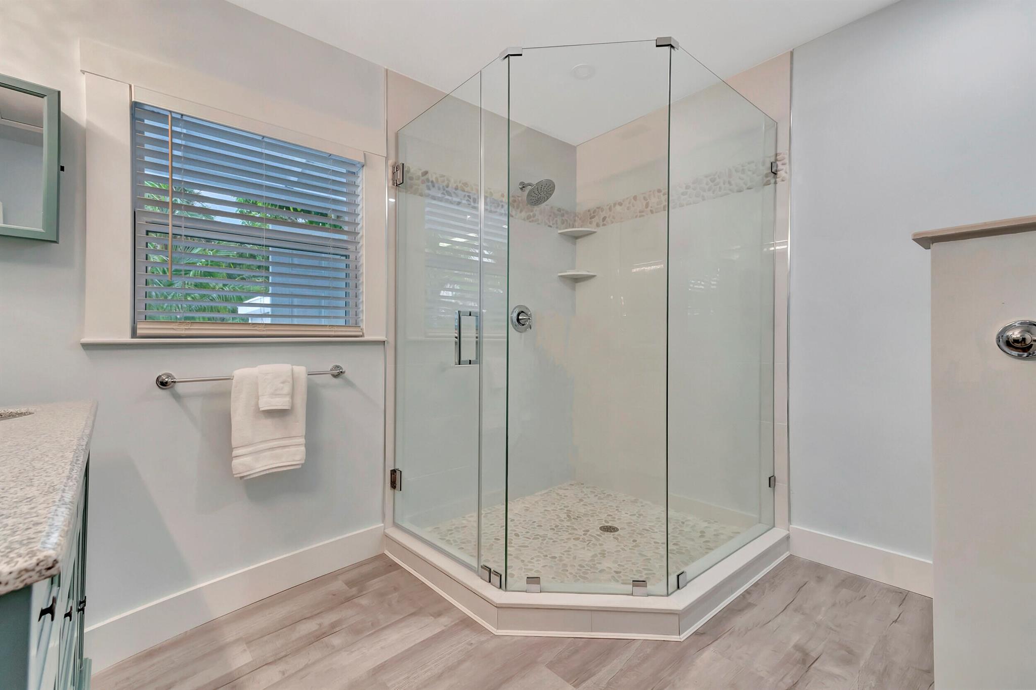 LINNS - Residential Lease