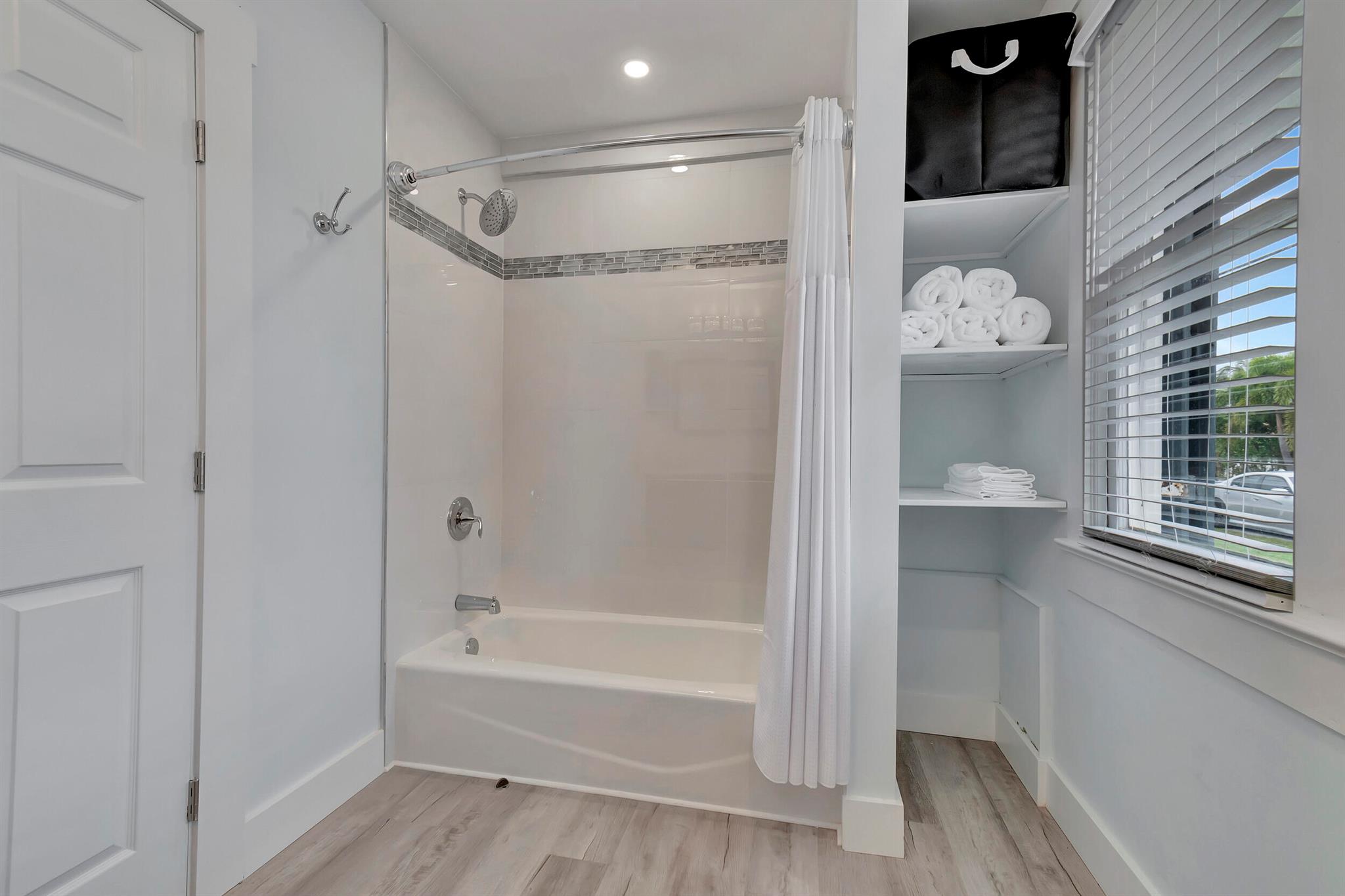 LINNS - Residential Lease