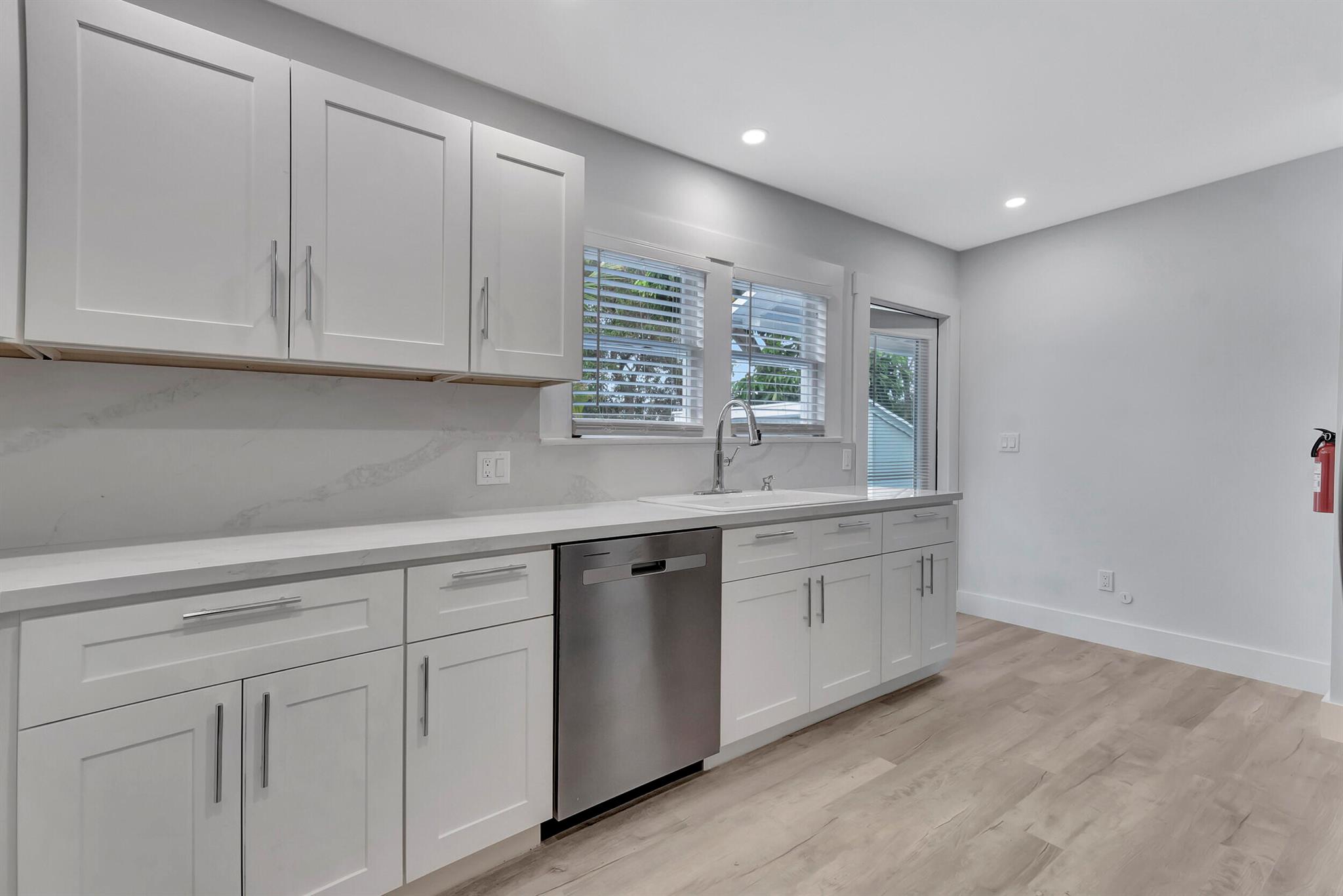 LINNS - Residential Lease