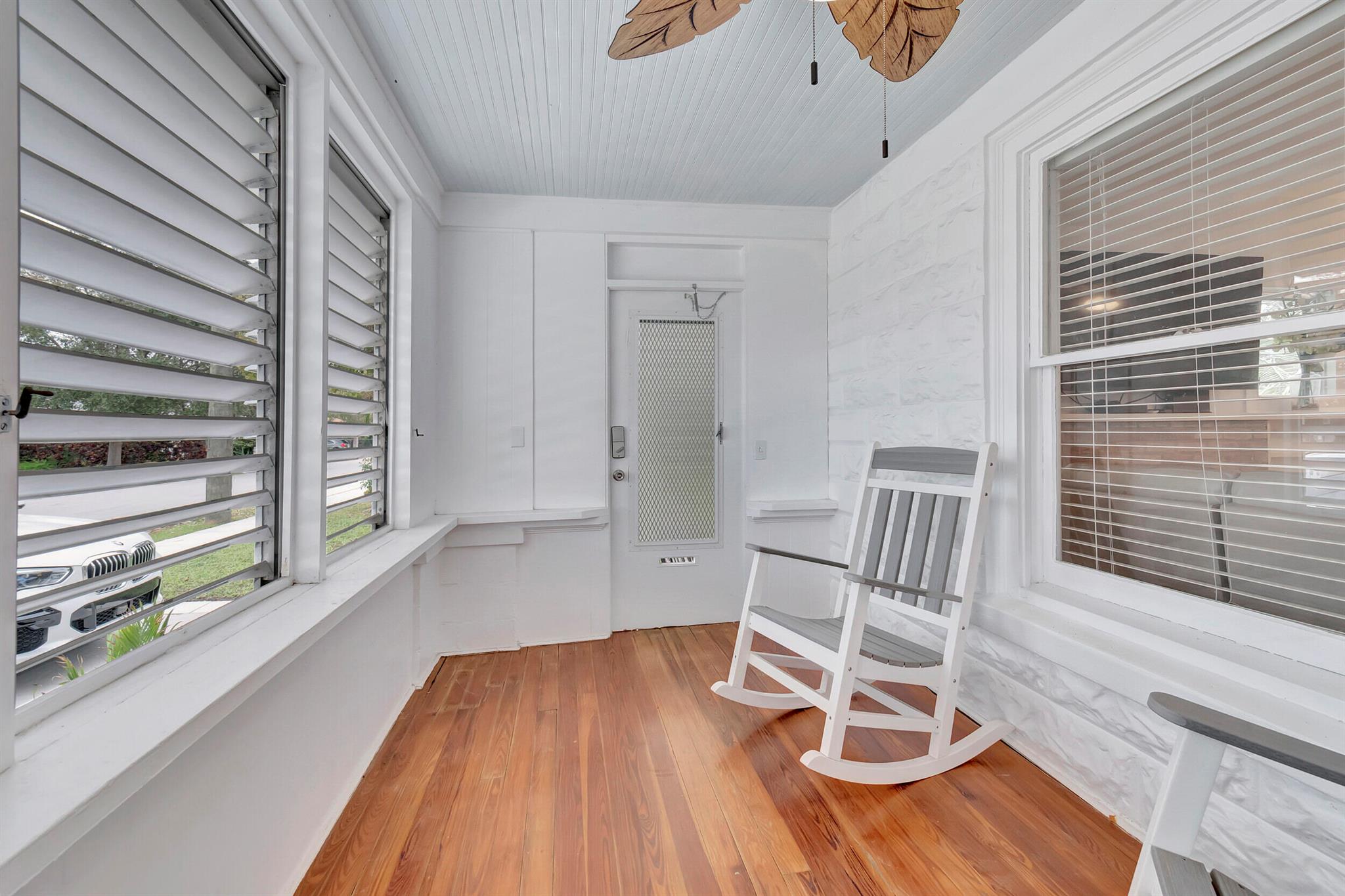 LINNS - Residential Lease