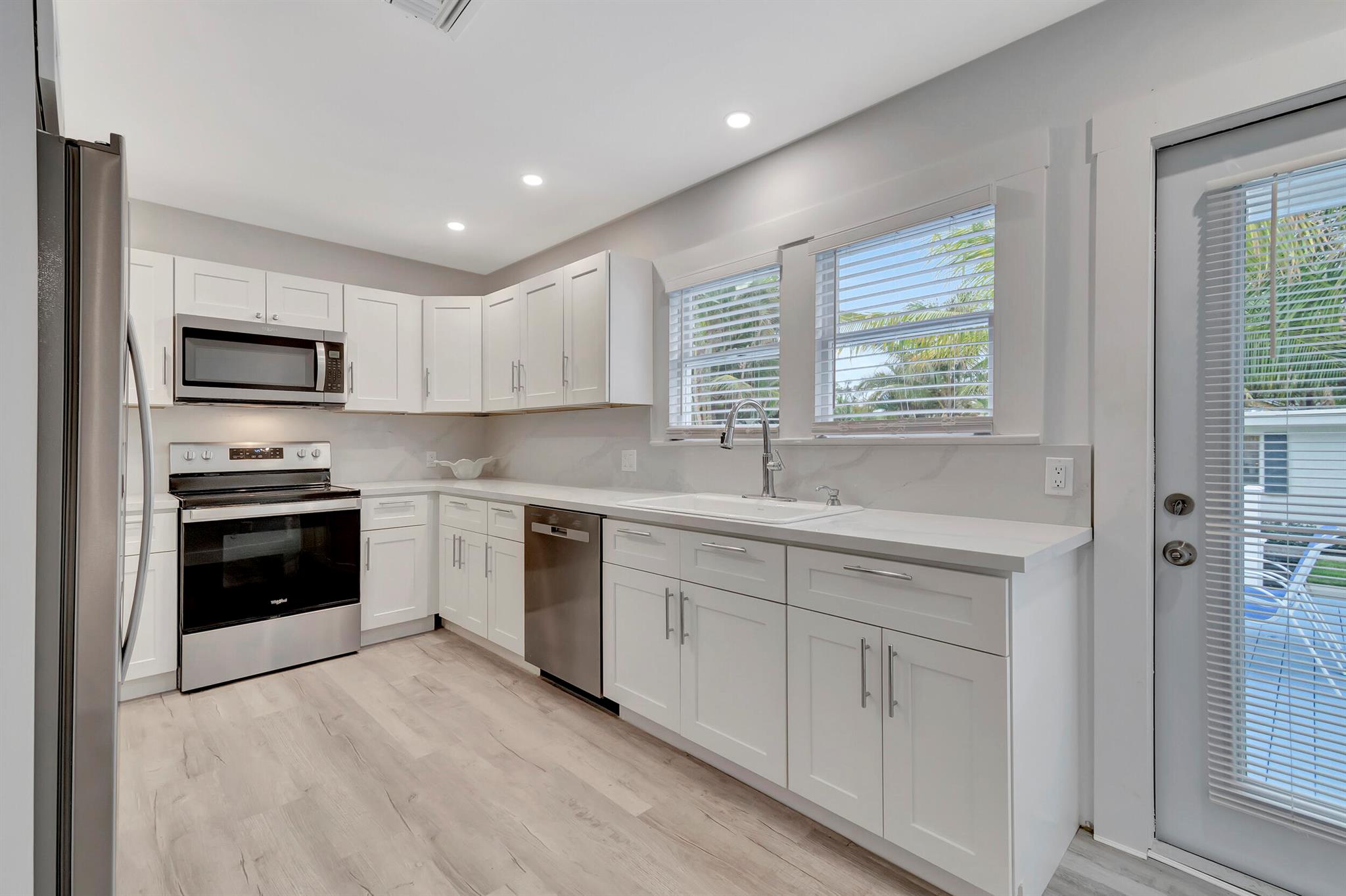 LINNS - Residential Lease