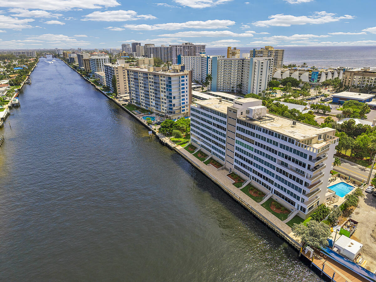 201 N Riverside Drive 802