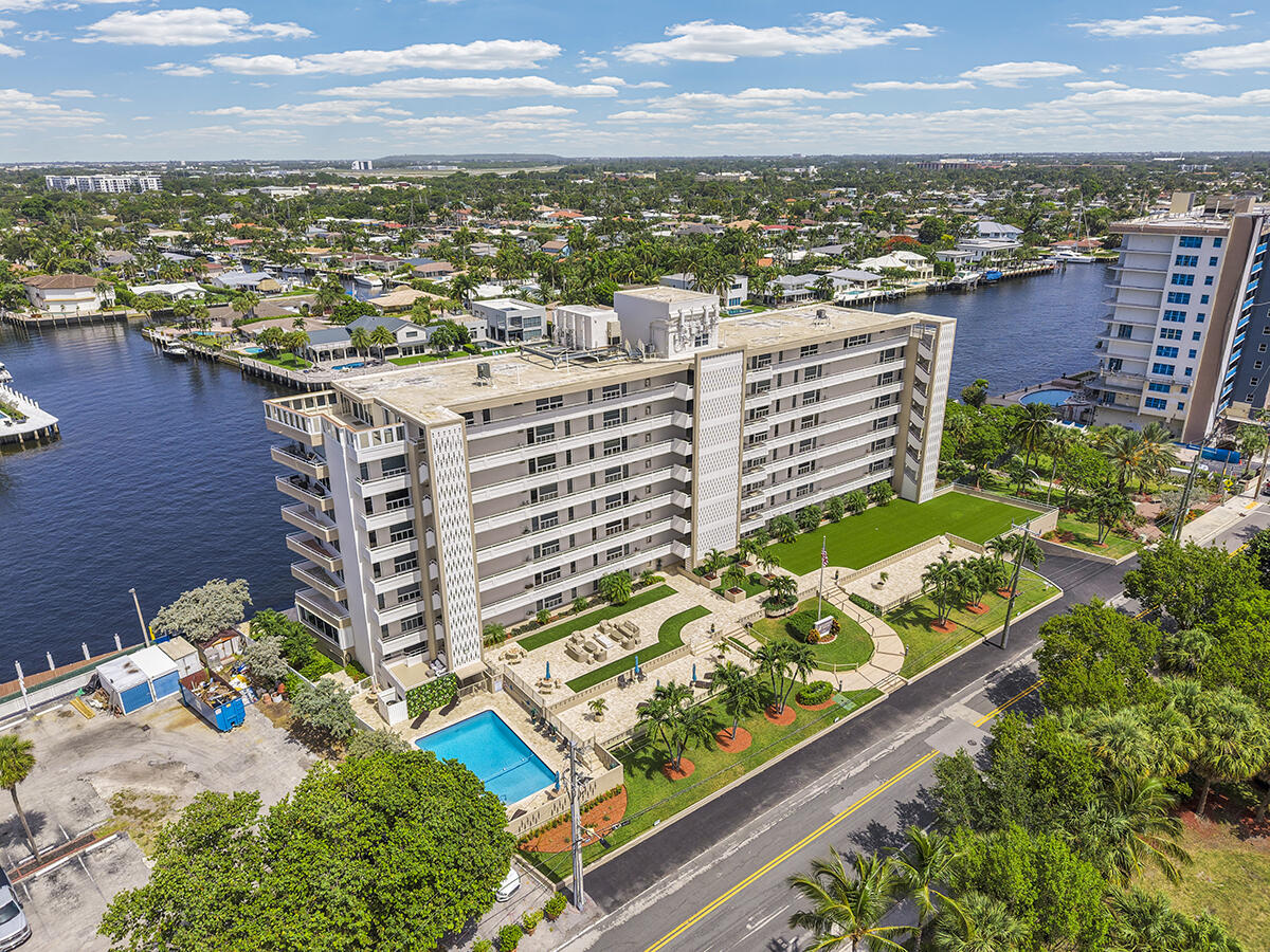 201 N Riverside Drive 802
