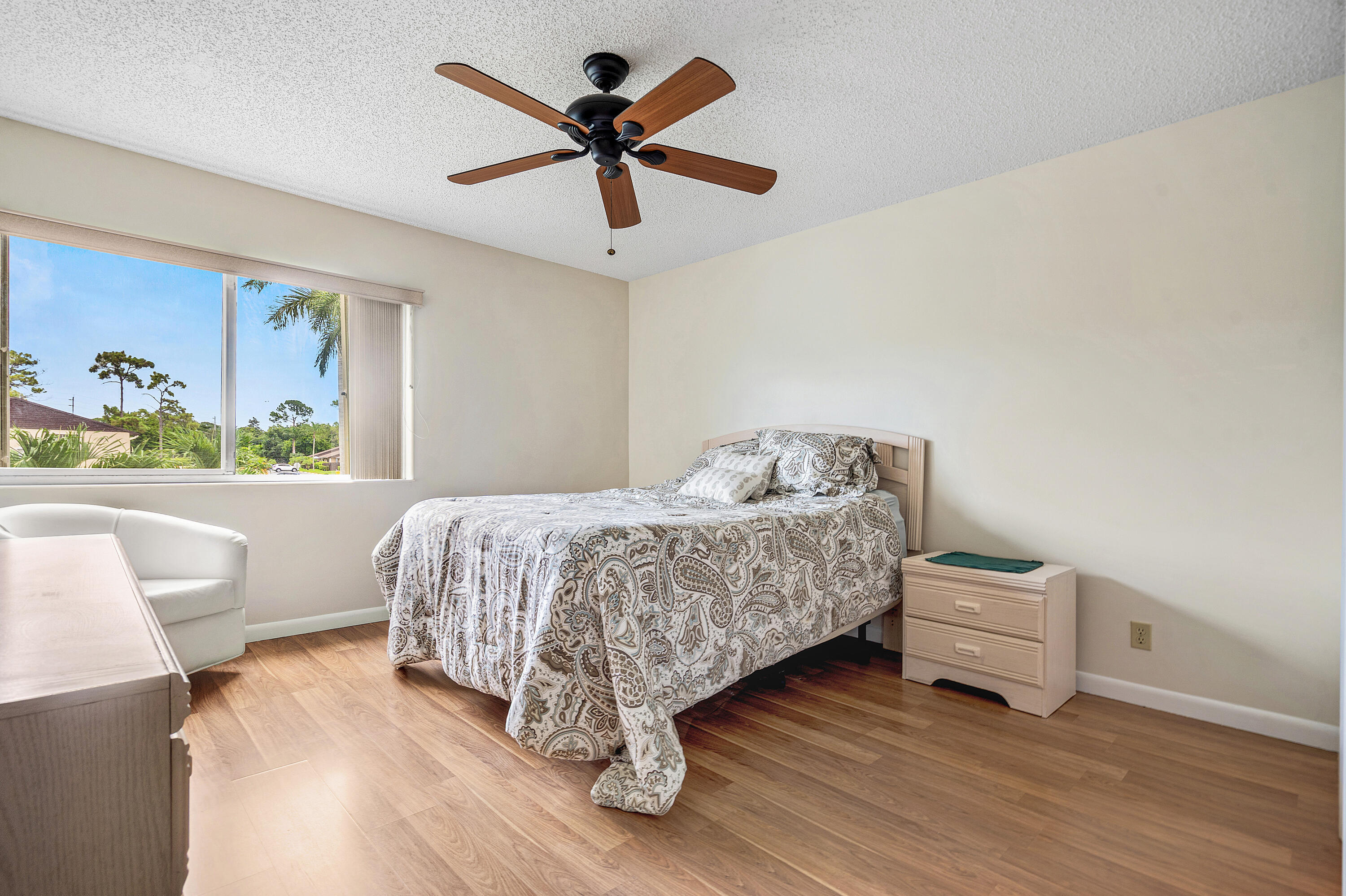 PINE RIDGE SOUTH IV CONDO - Residential