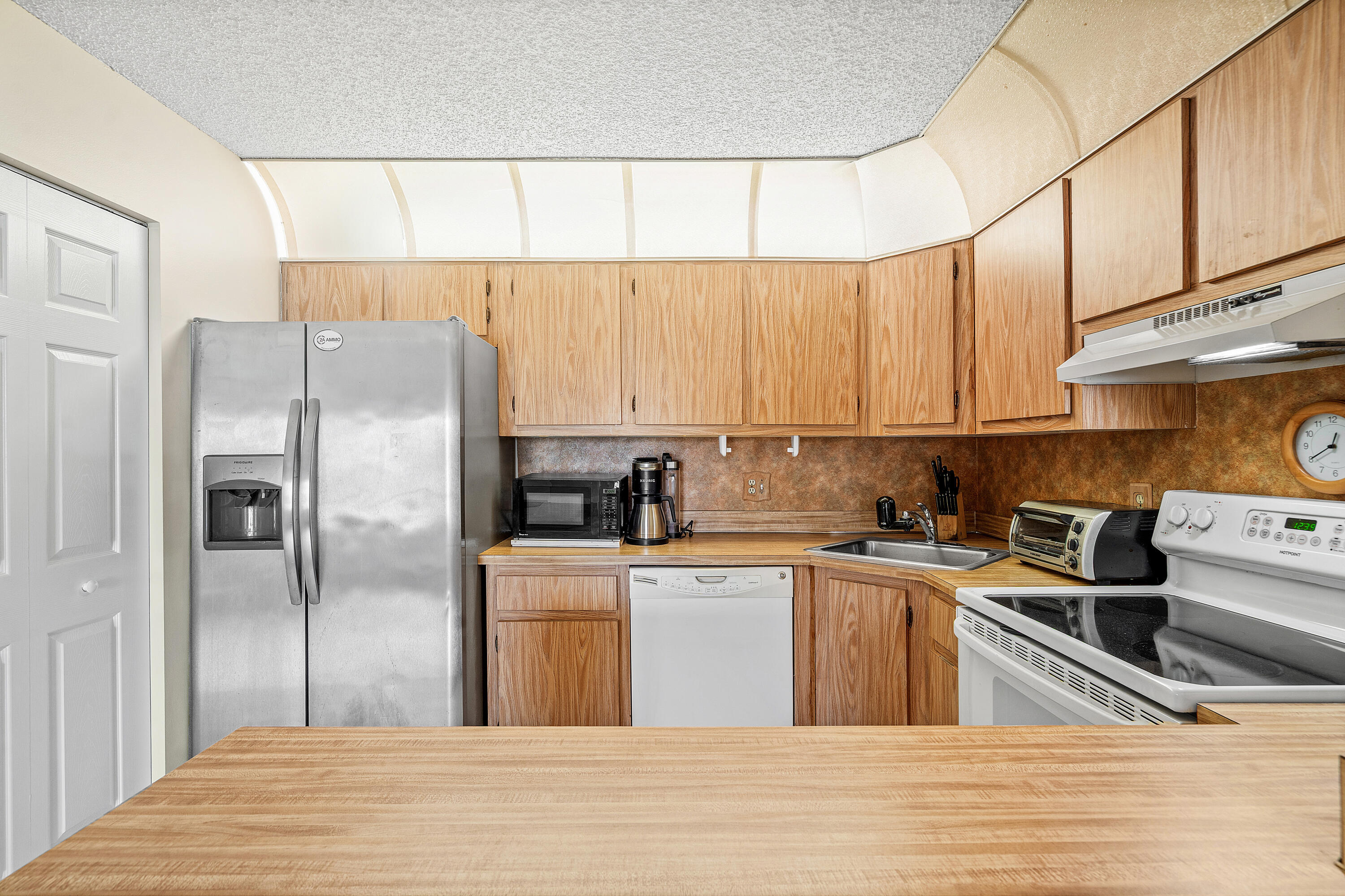 PINE RIDGE SOUTH IV CONDO - Residential