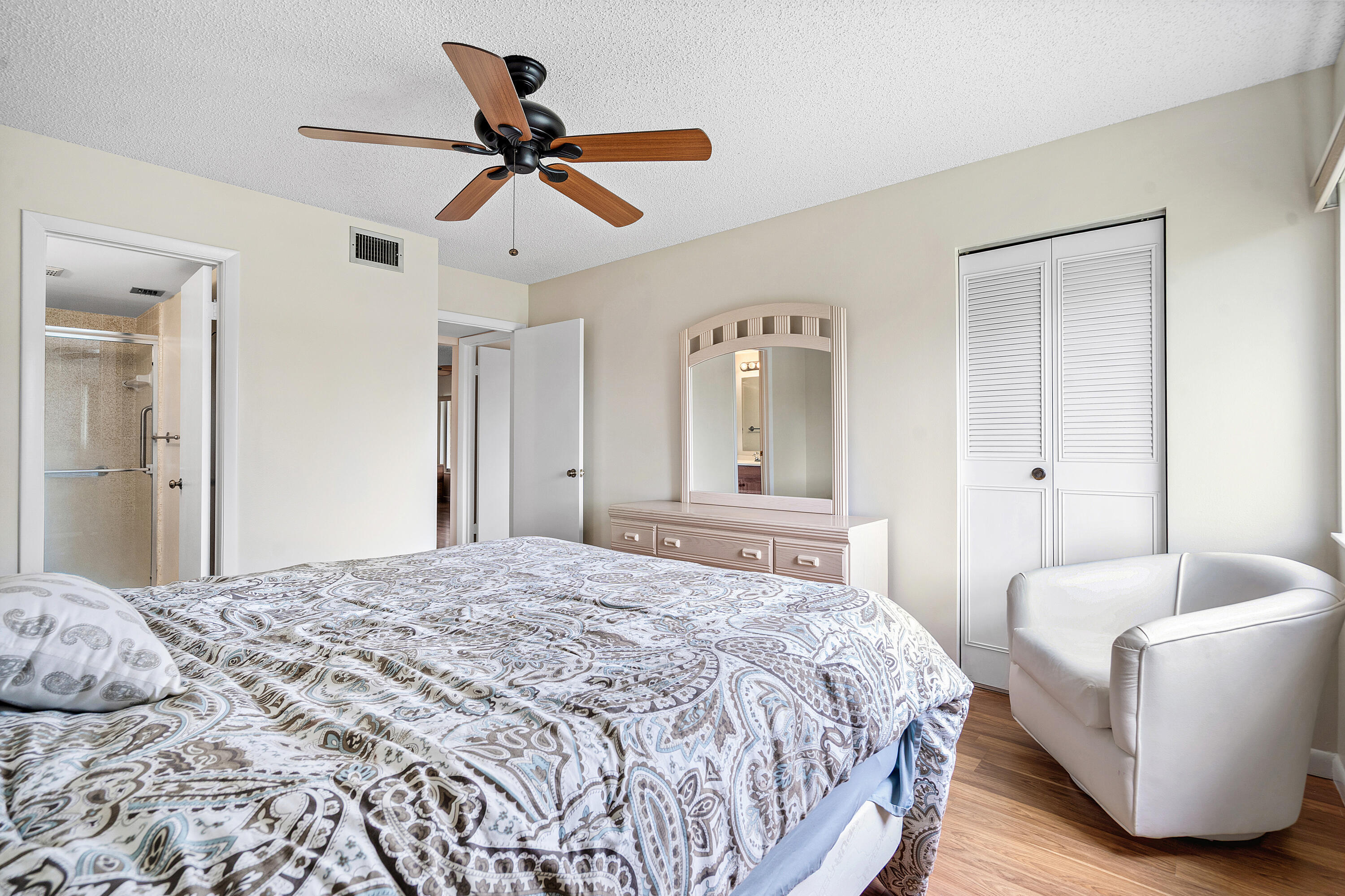 PINE RIDGE SOUTH IV CONDO - Residential