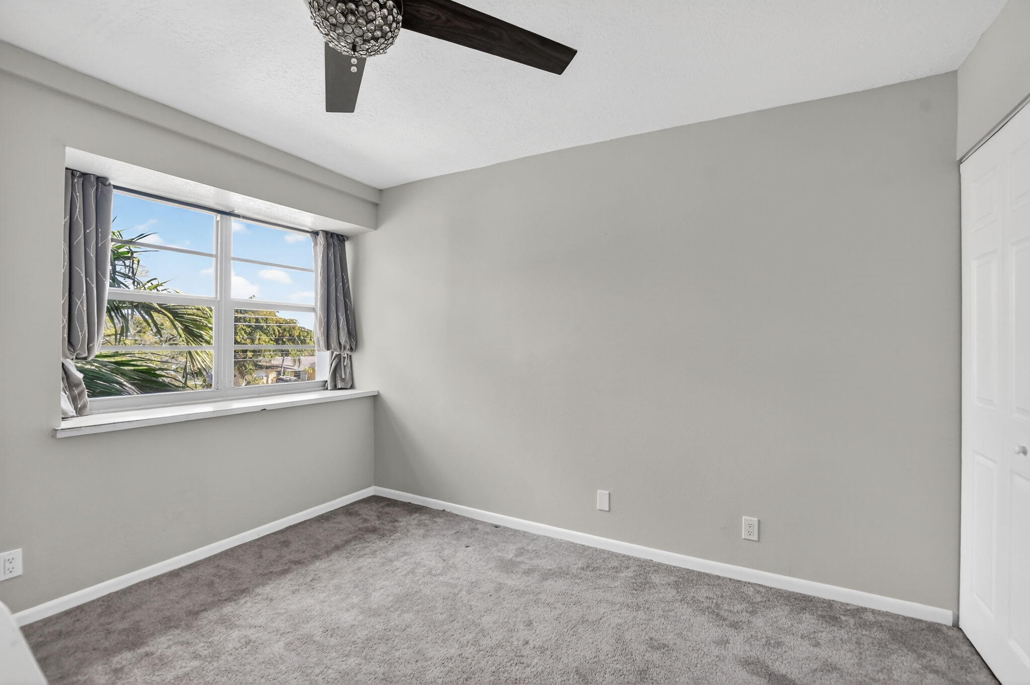 VILLAGE GREEN OF BOCA RATON CONDO - Residential