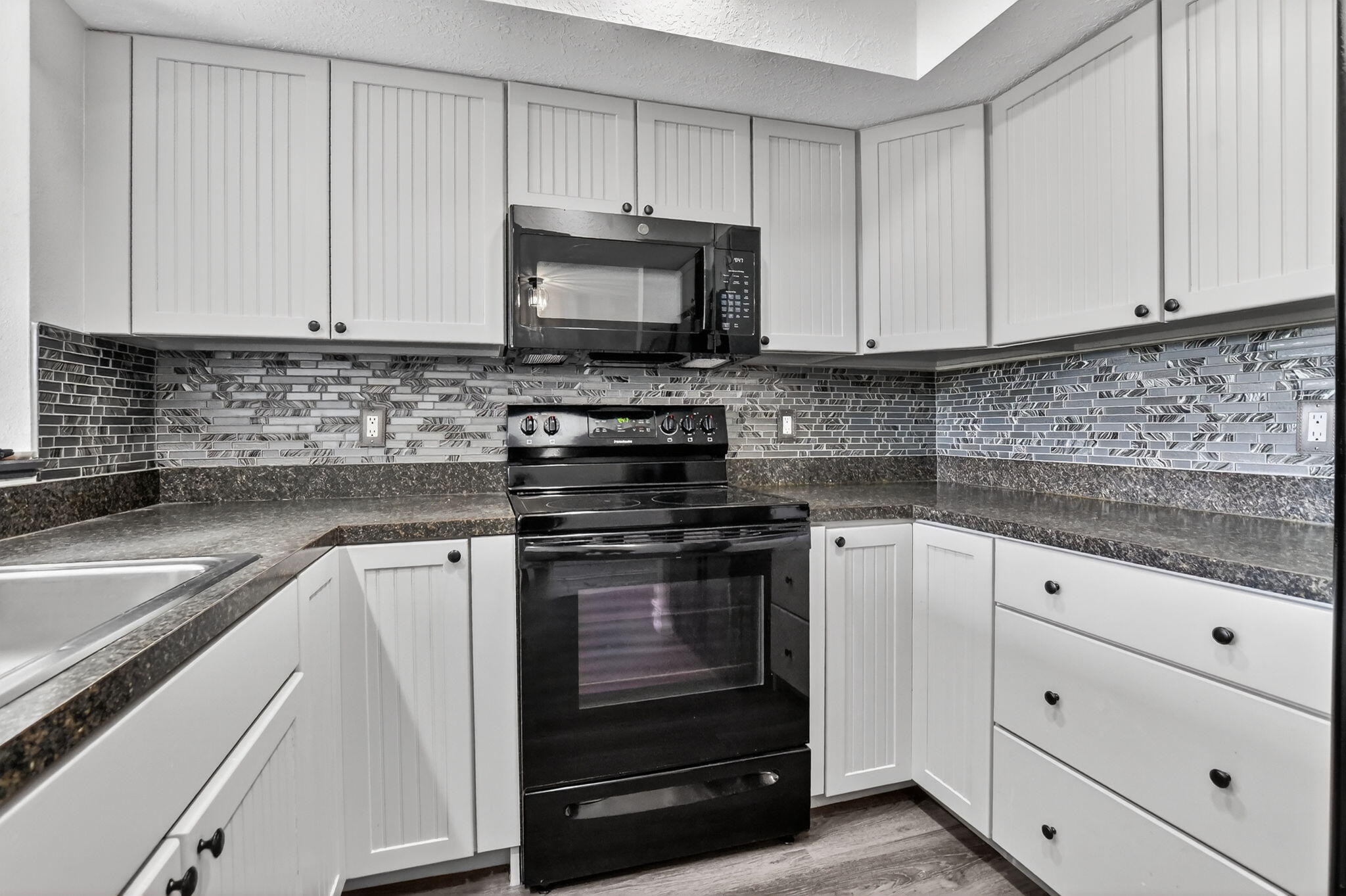 VILLAGE GREEN OF BOCA RATON CONDO - Residential