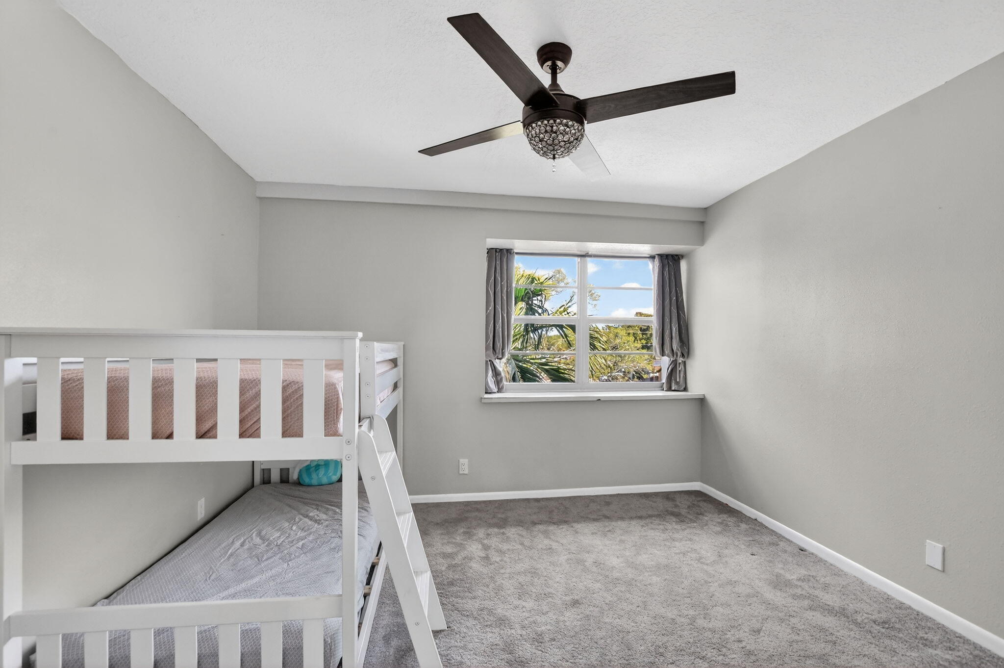 VILLAGE GREEN OF BOCA RATON CONDO - Residential