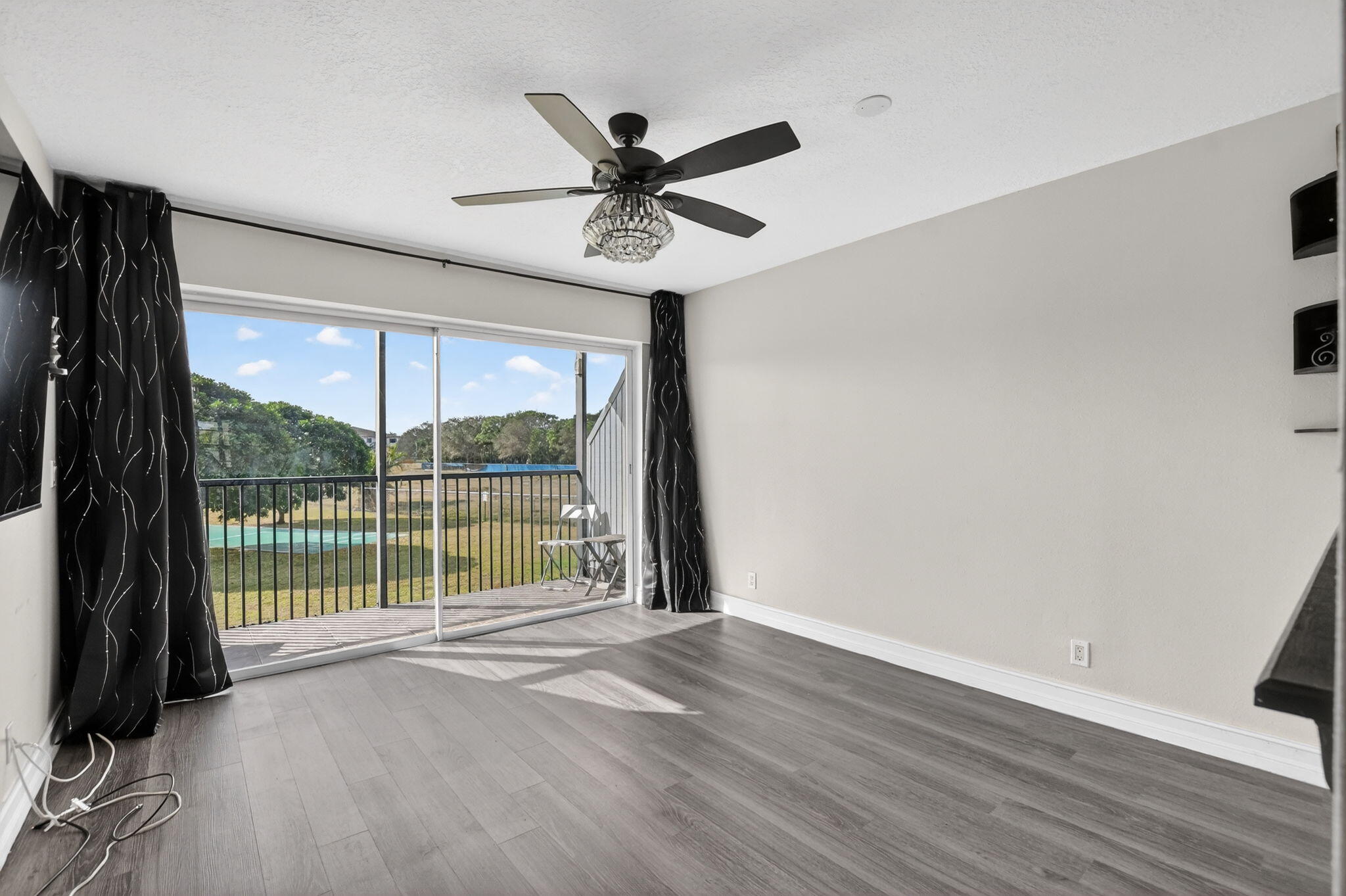 VILLAGE GREEN OF BOCA RATON CONDO - Residential