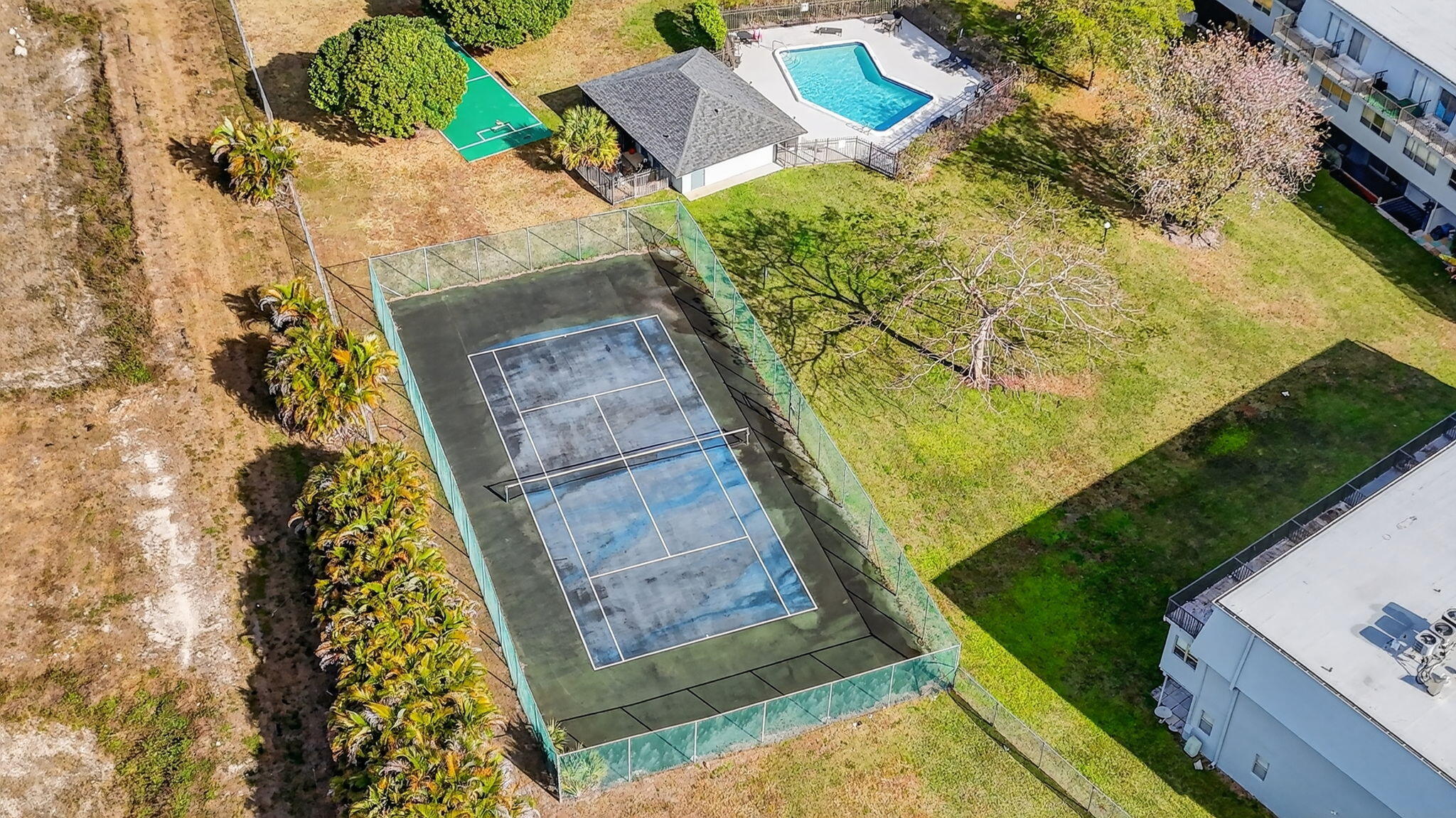 VILLAGE GREEN OF BOCA RATON CONDO - Residential