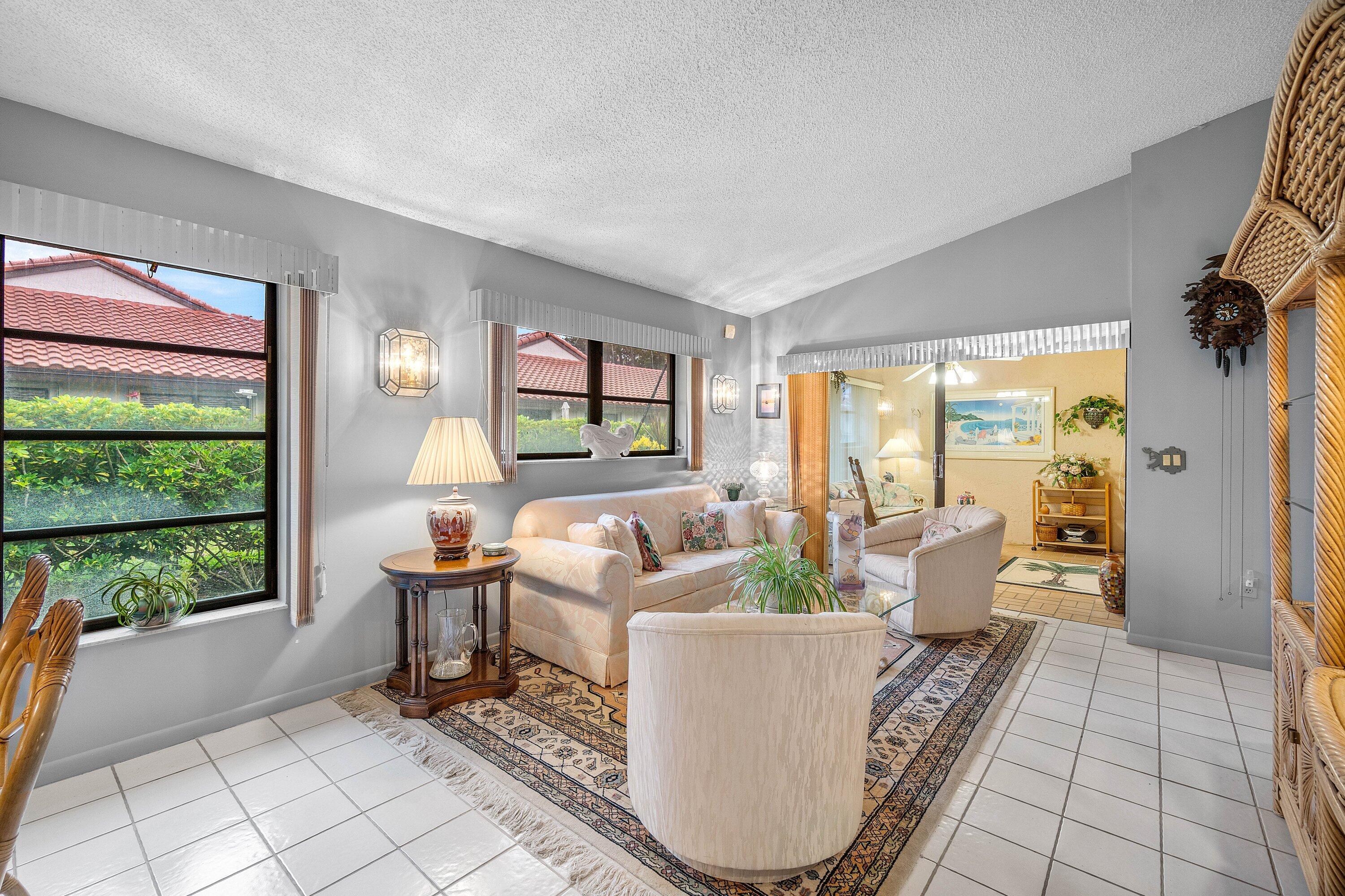 6215 Kings Gate Circle
