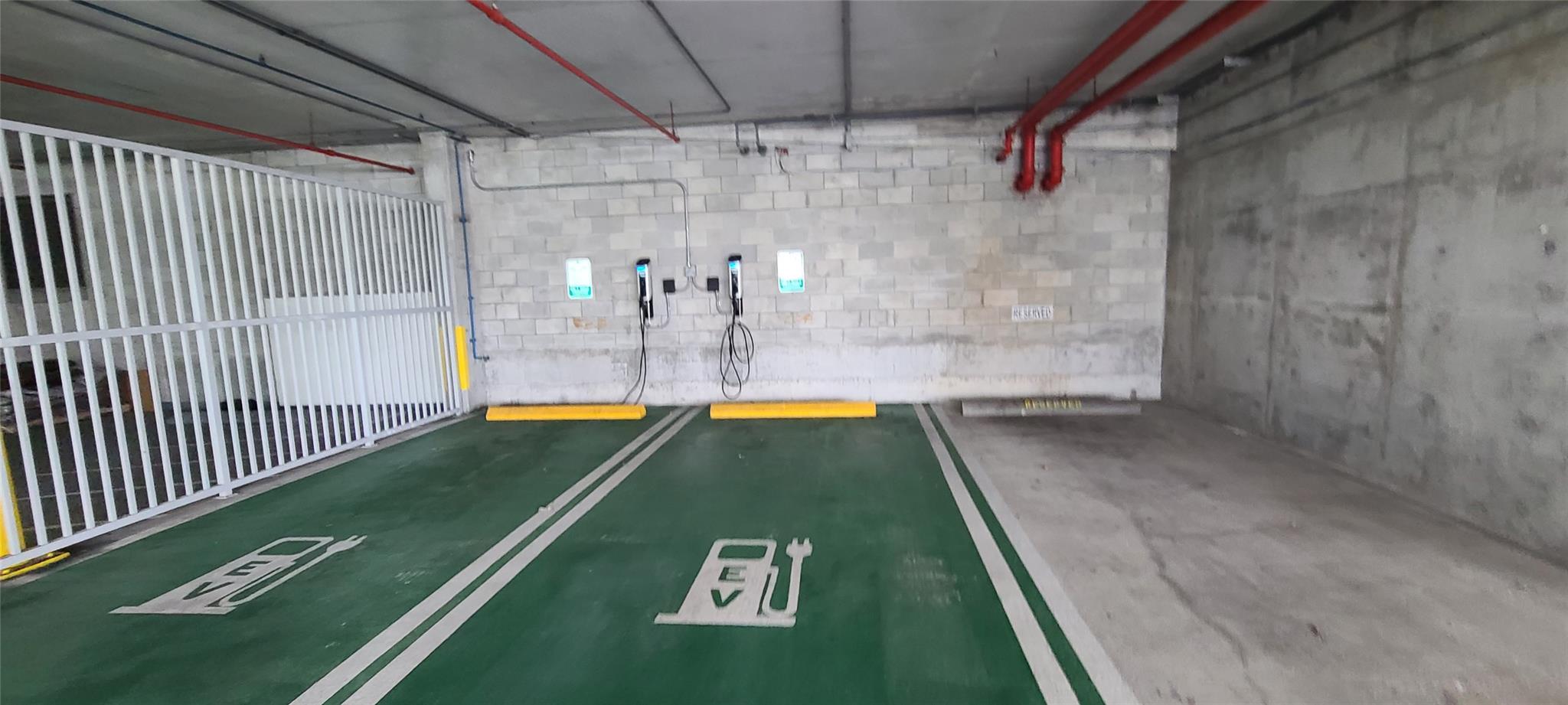 ELOQUENCE ON THE BAY - Residential Lease