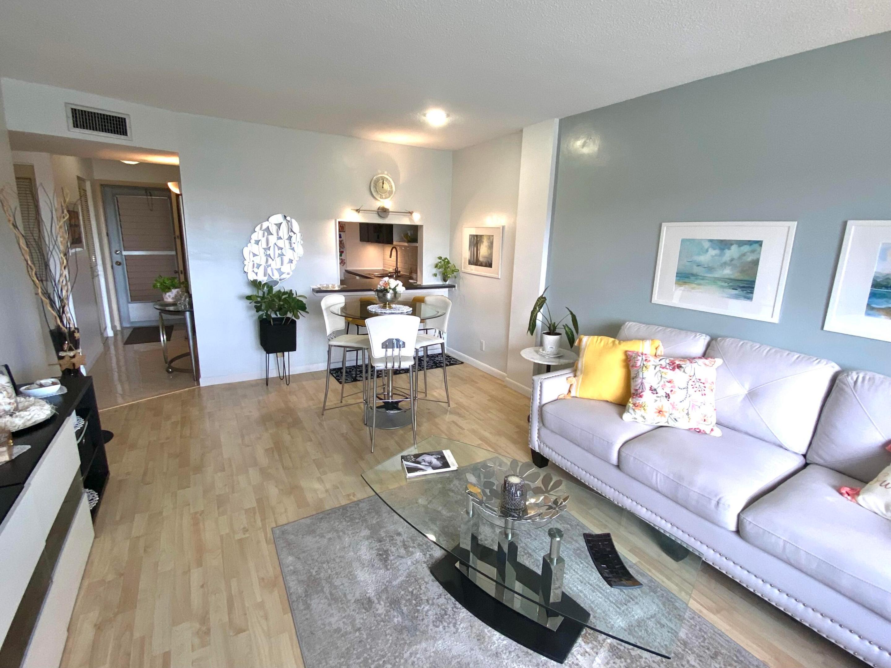 LAKE CLARKE GARDENS CONDO 9 - Residential