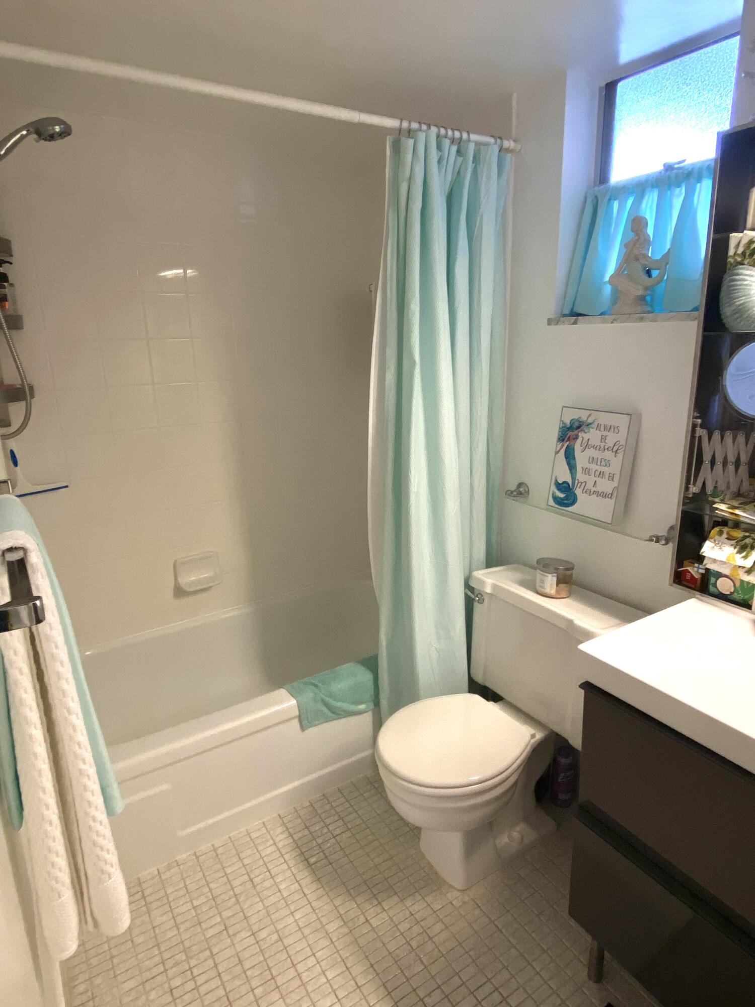 LAKE CLARKE GARDENS CONDO 9 - Residential