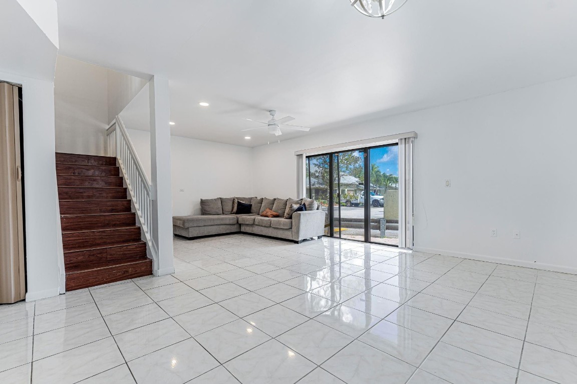 Sun Place Villas - Residential