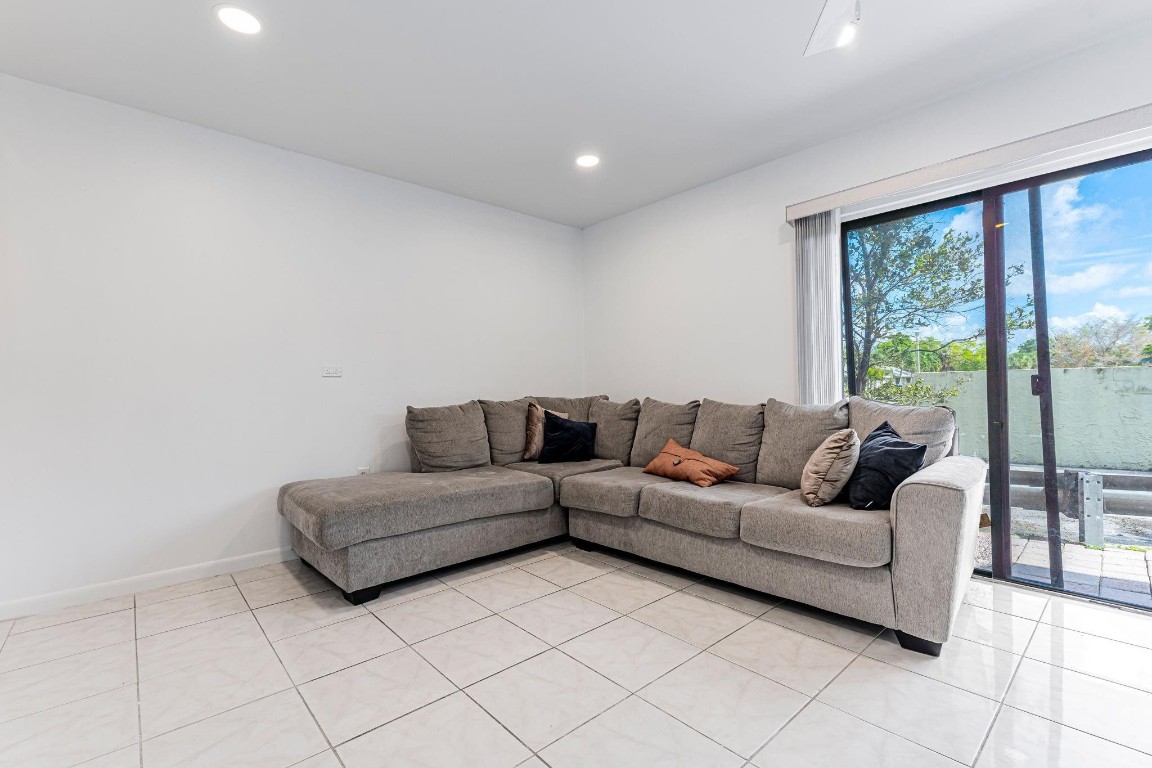 Sun Place Villas - Residential