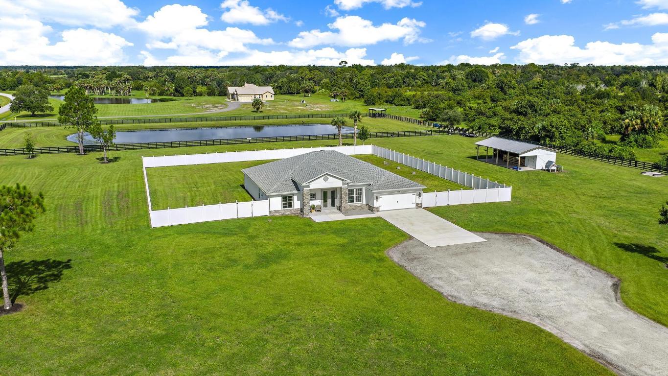 BRIDLEWOOD RANCHES - Residential