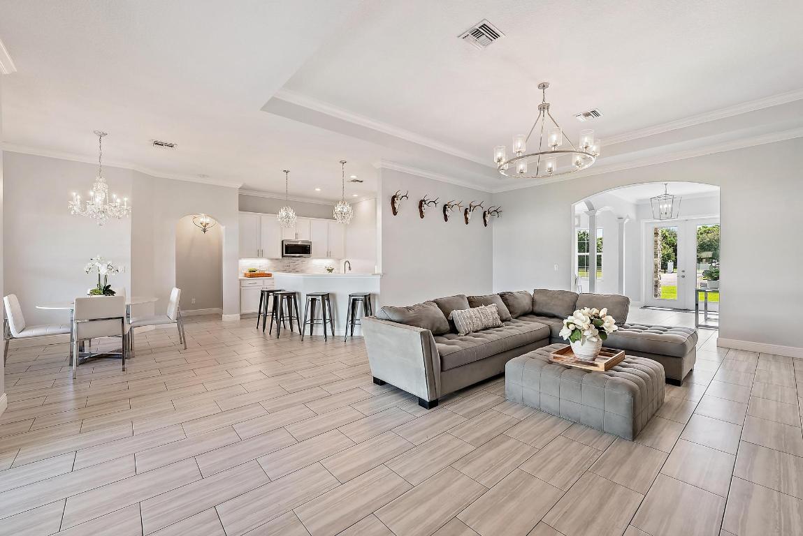 BRIDLEWOOD RANCHES - Residential