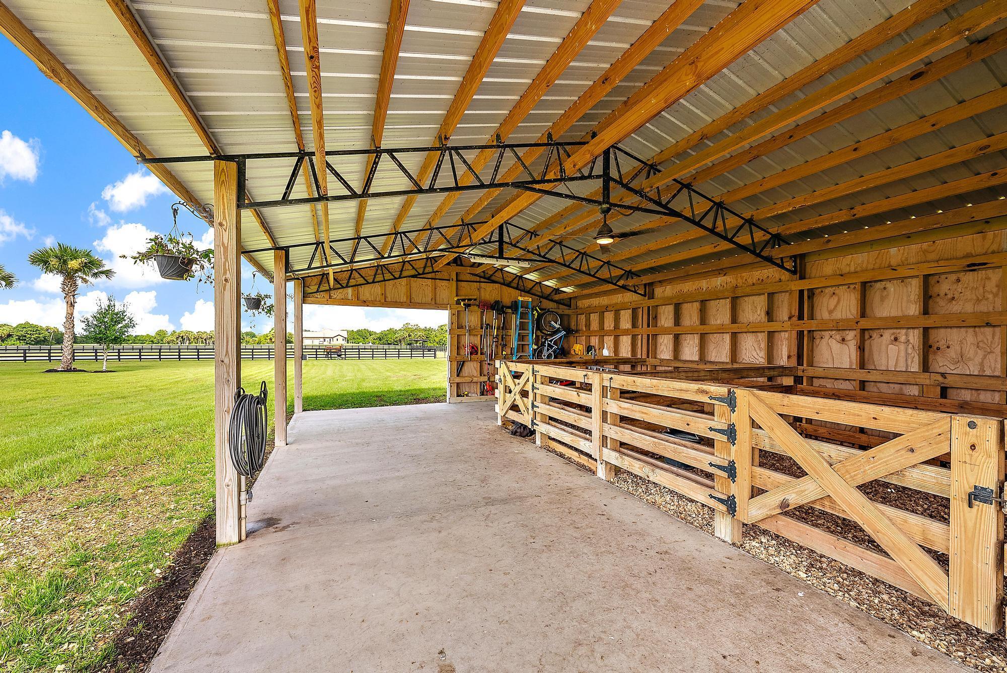 BRIDLEWOOD RANCHES - Residential