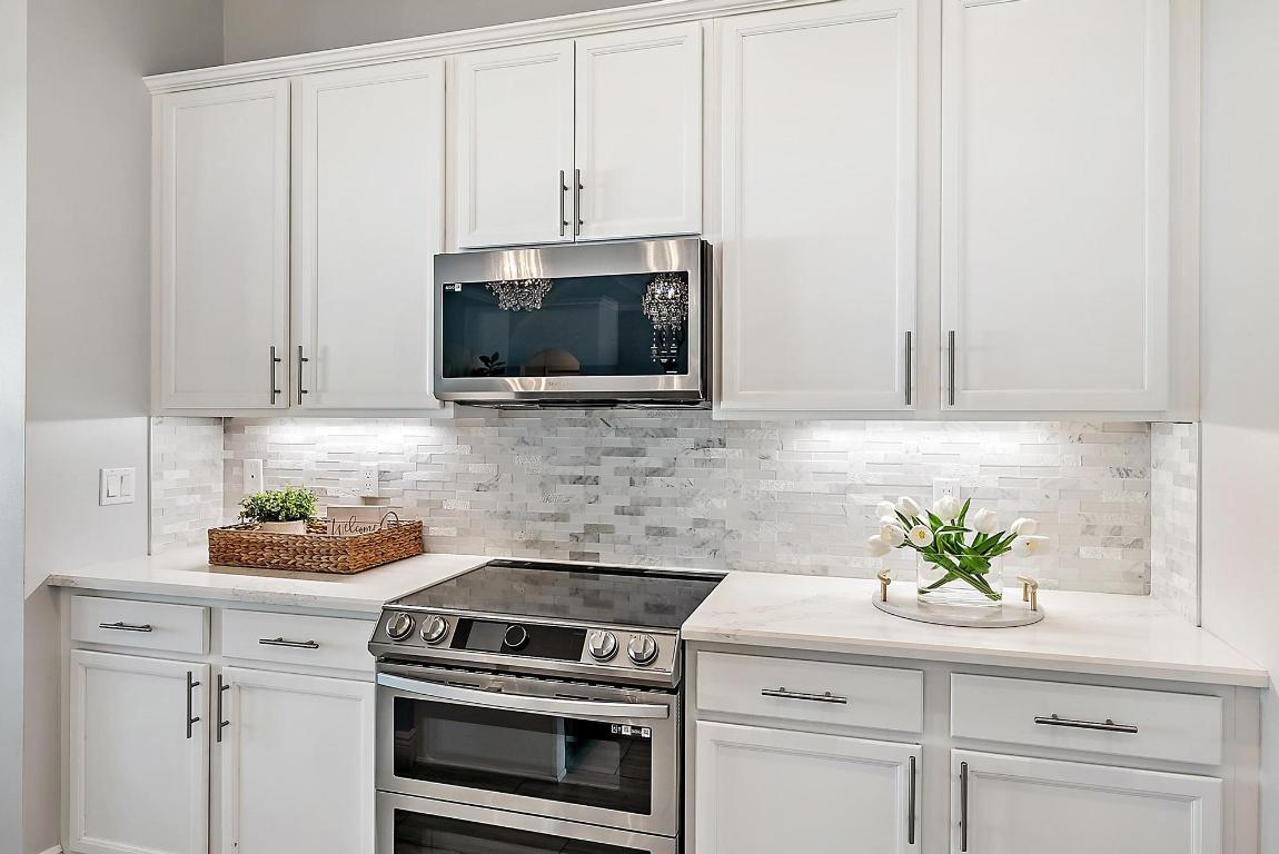 BRIDLEWOOD RANCHES - Residential