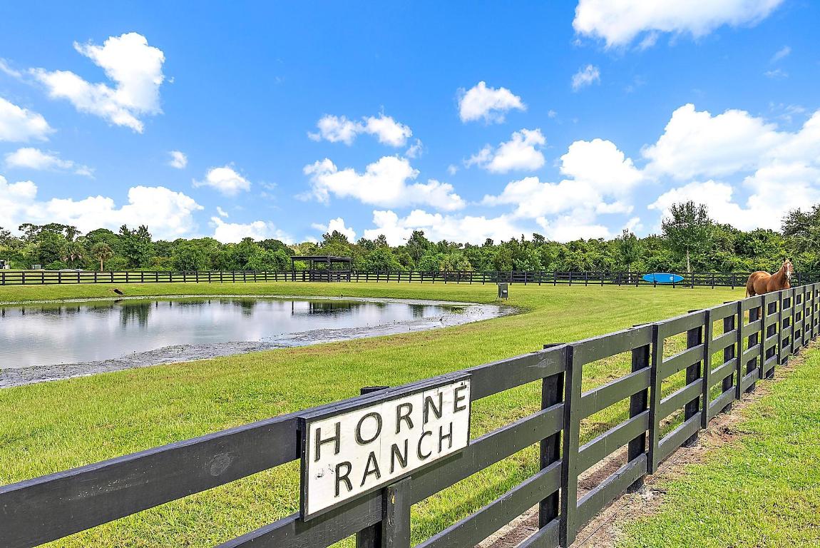 BRIDLEWOOD RANCHES - Residential