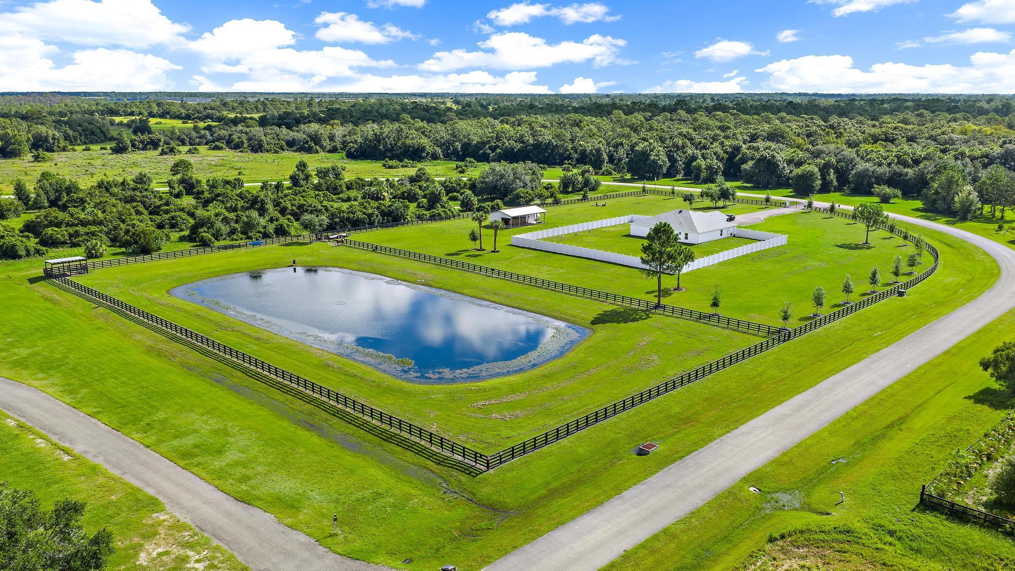 BRIDLEWOOD RANCHES - Residential