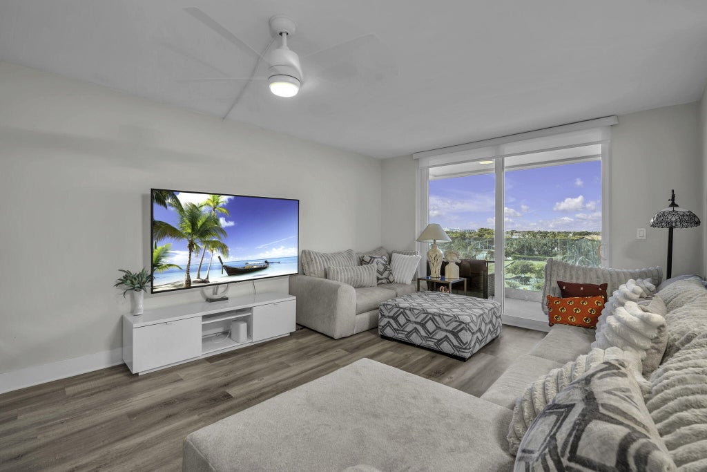 Photo of 2639 N RIVERSIDE Drive #505, Pompano Beach, FL 33062 (MLS # B26072200)