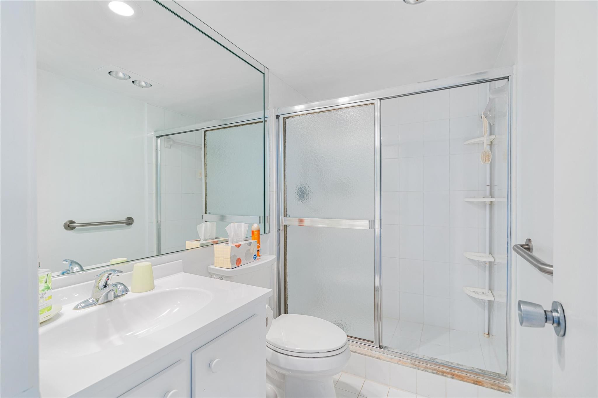 NO 114 PALM-AIRE COUNTRY CLUB - Residential