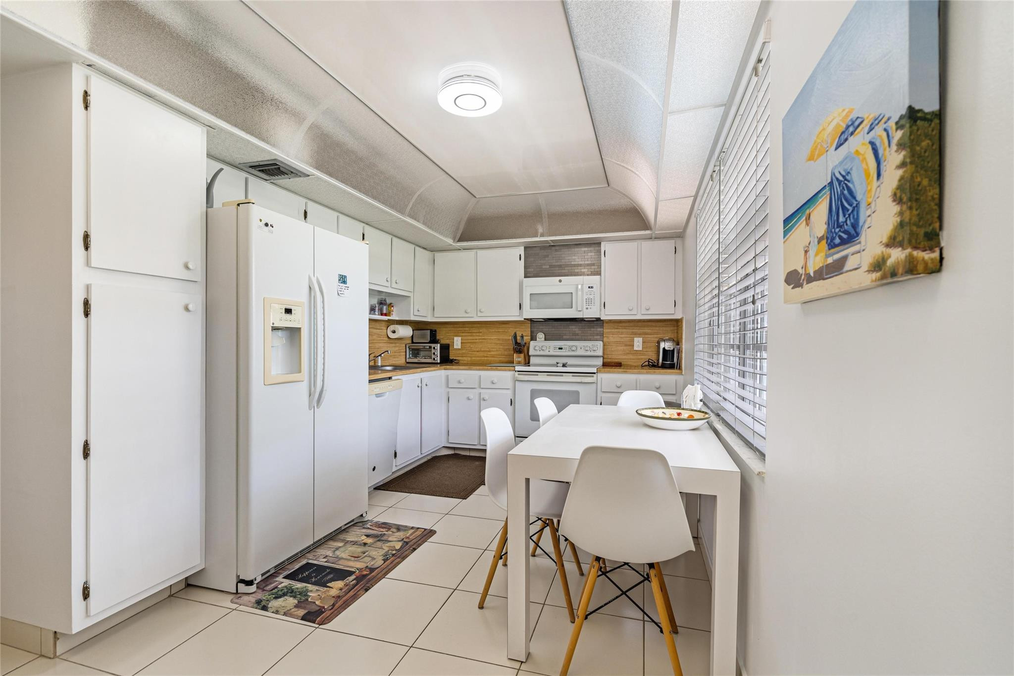 NO 114 PALM-AIRE COUNTRY CLUB - Residential