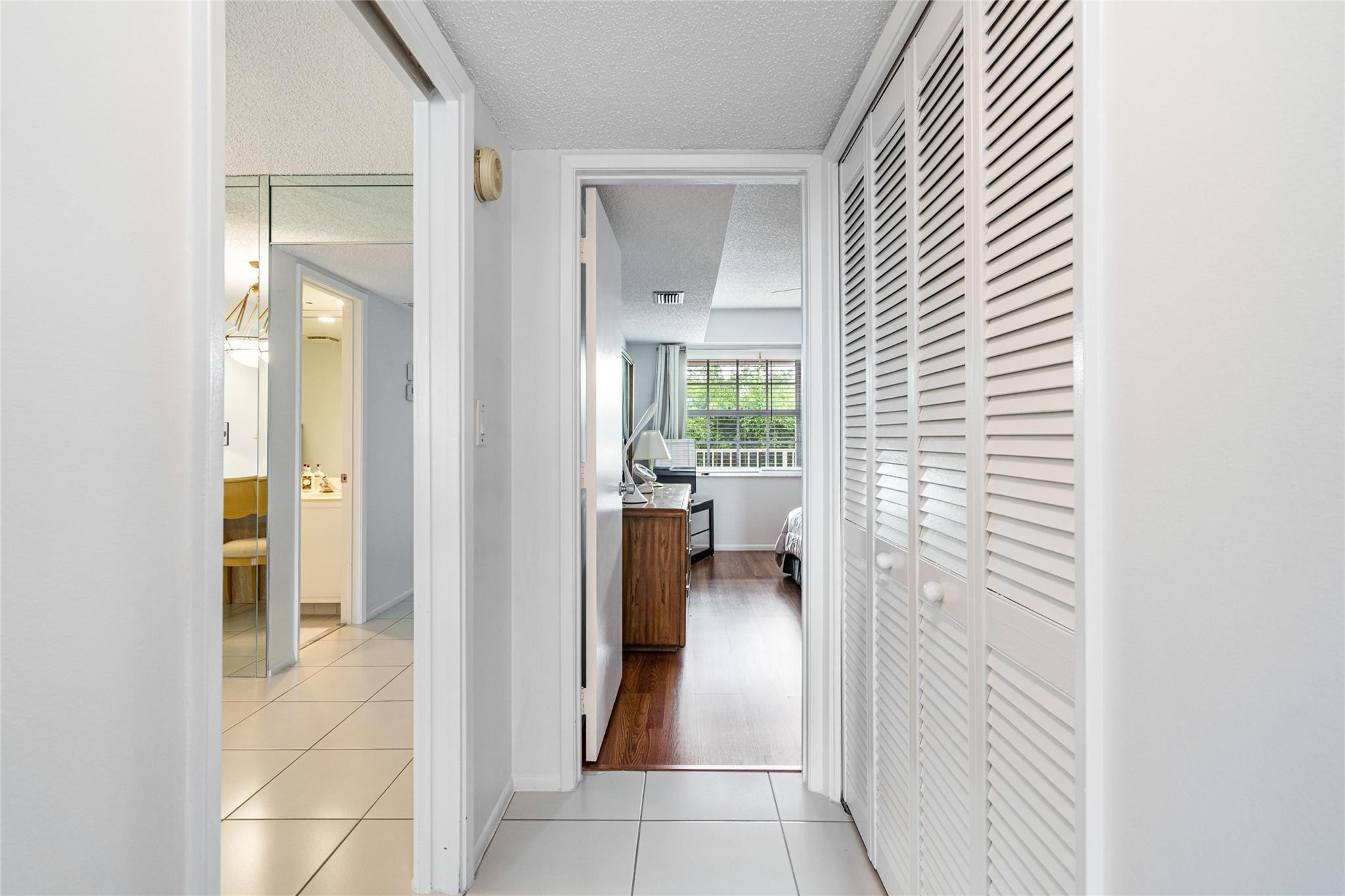 NO 114 PALM-AIRE COUNTRY CLUB - Residential