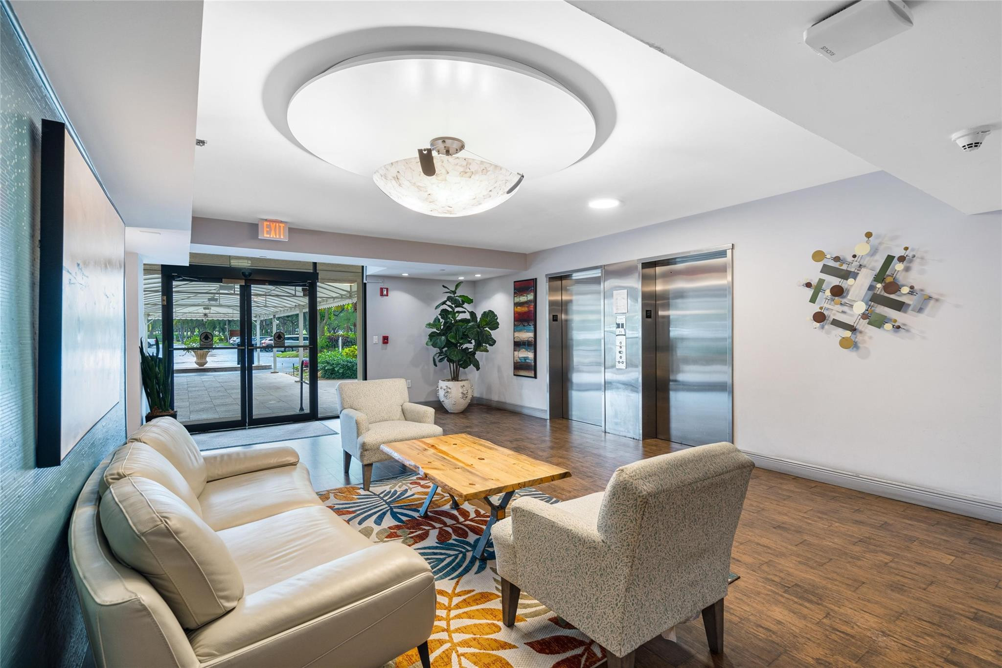 NO 114 PALM-AIRE COUNTRY CLUB - Residential