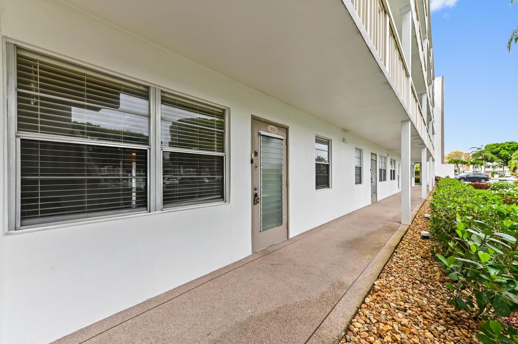 Photo of 1034 Rexford B, Boca Raton, FL 33434 (MLS # B26012959)