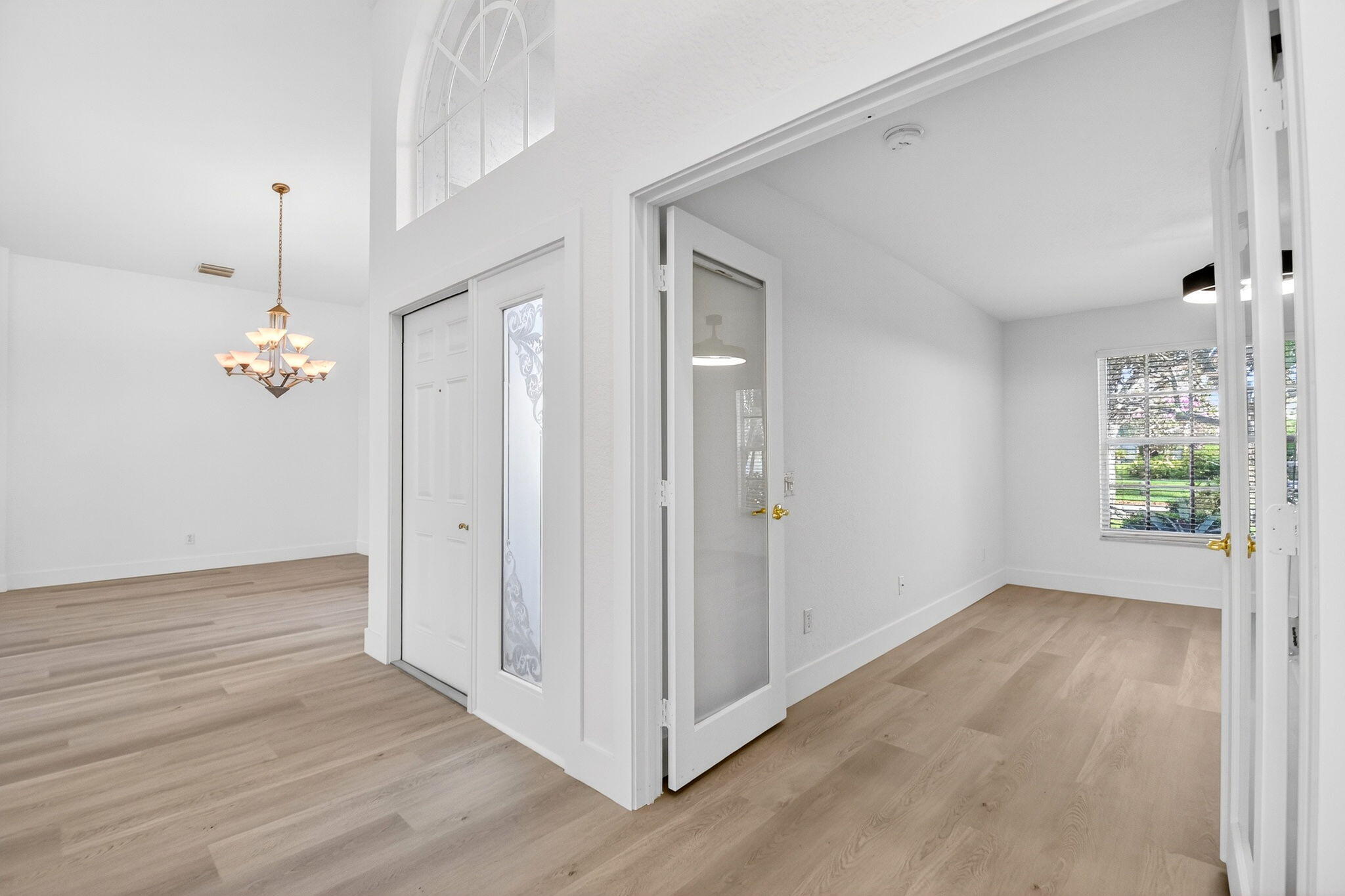 VALENCIA ISLES 3 - Residential