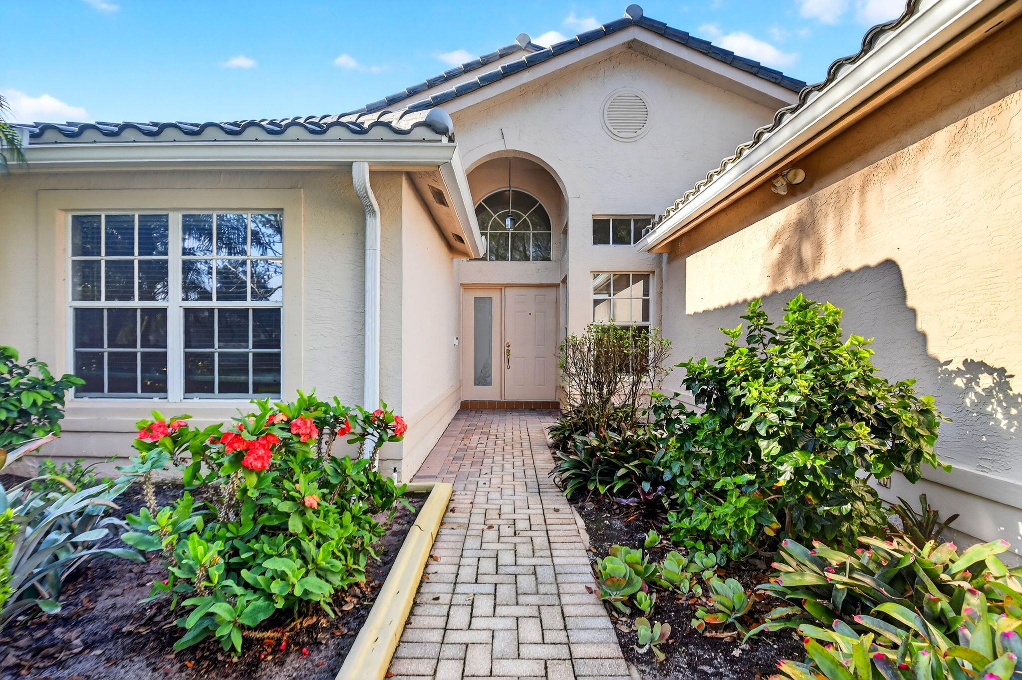 VALENCIA ISLES 3 - Residential