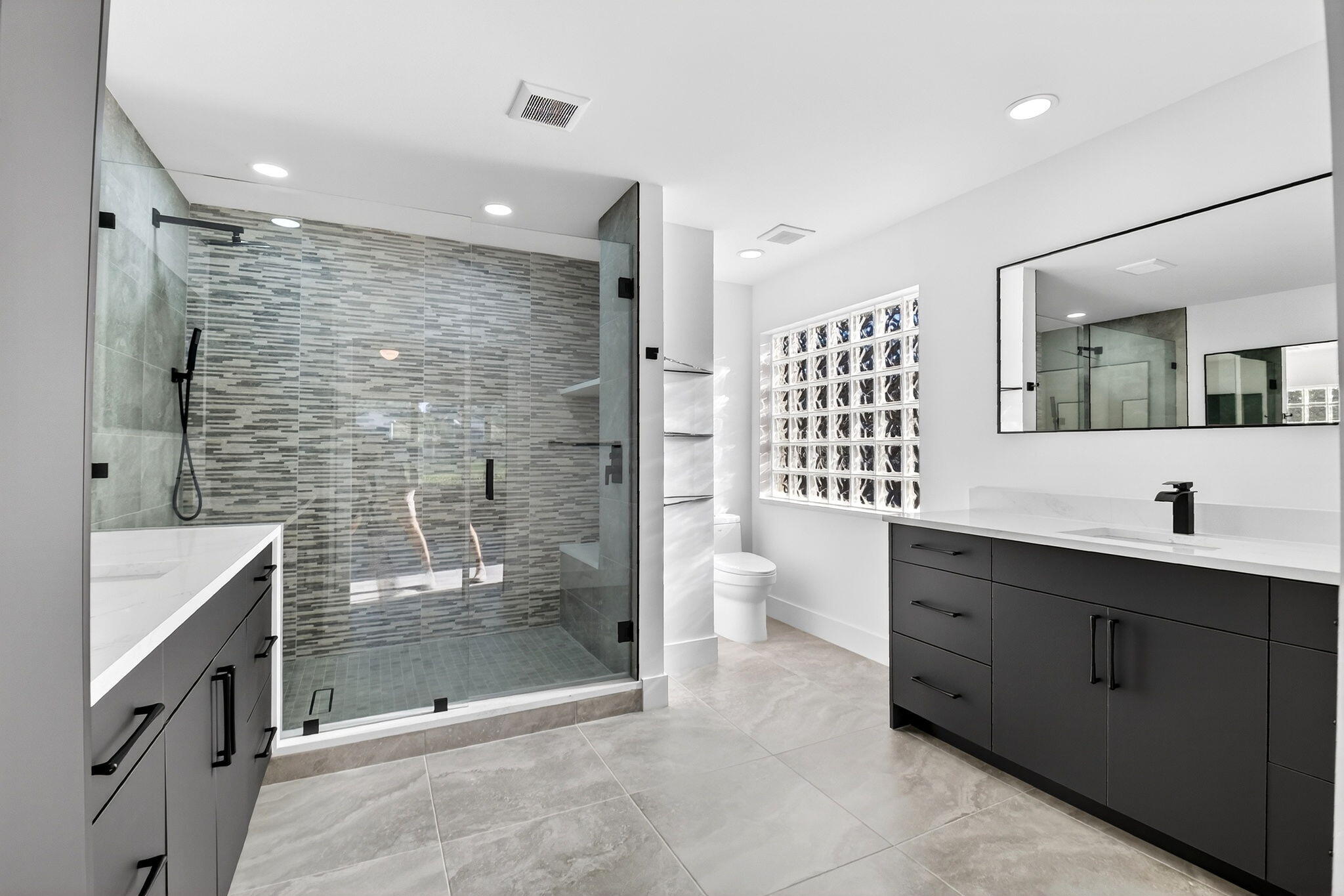 VALENCIA ISLES 3 - Residential