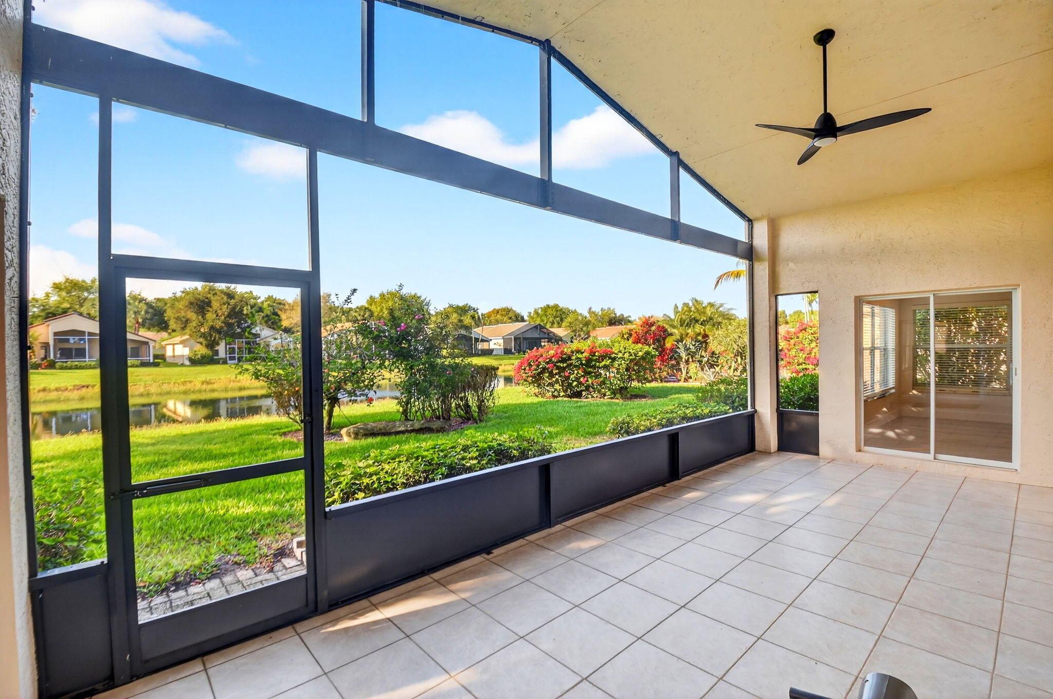 VALENCIA ISLES 3 - Residential