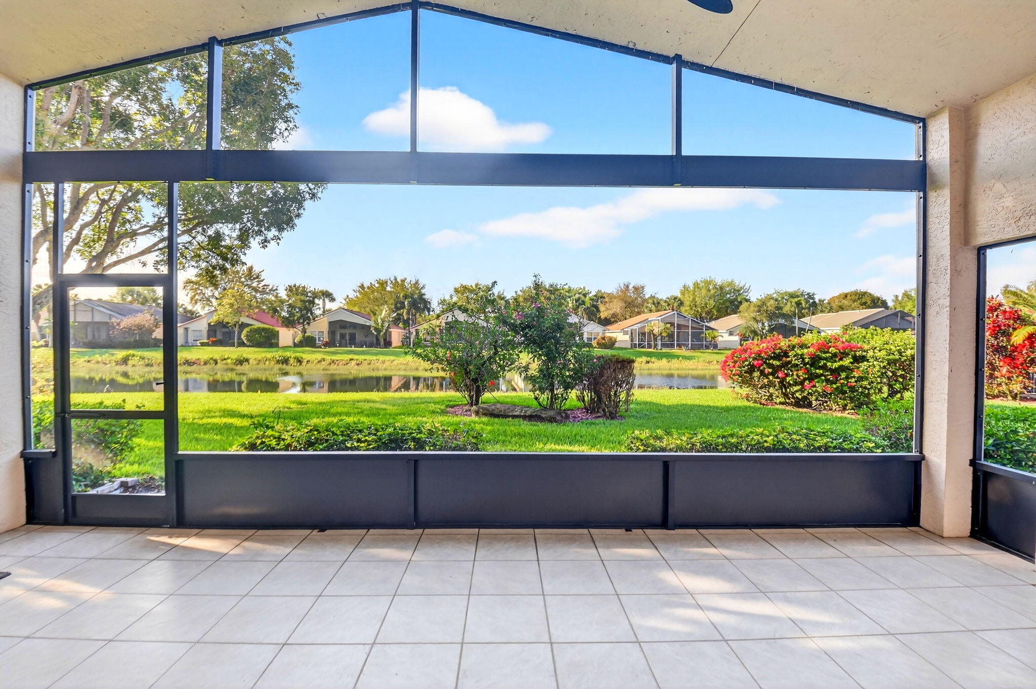 VALENCIA ISLES 3 - Residential