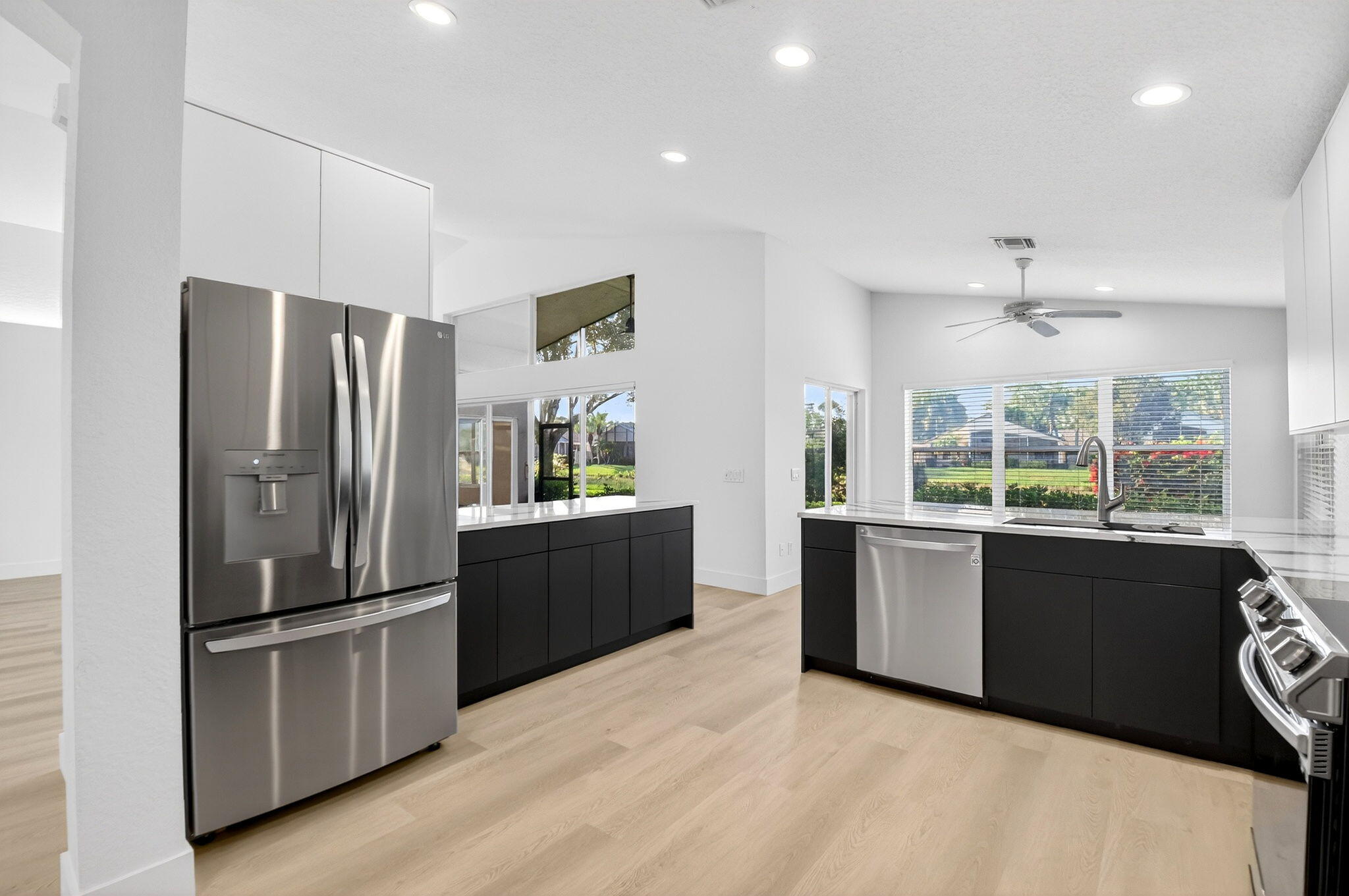 VALENCIA ISLES 3 - Residential