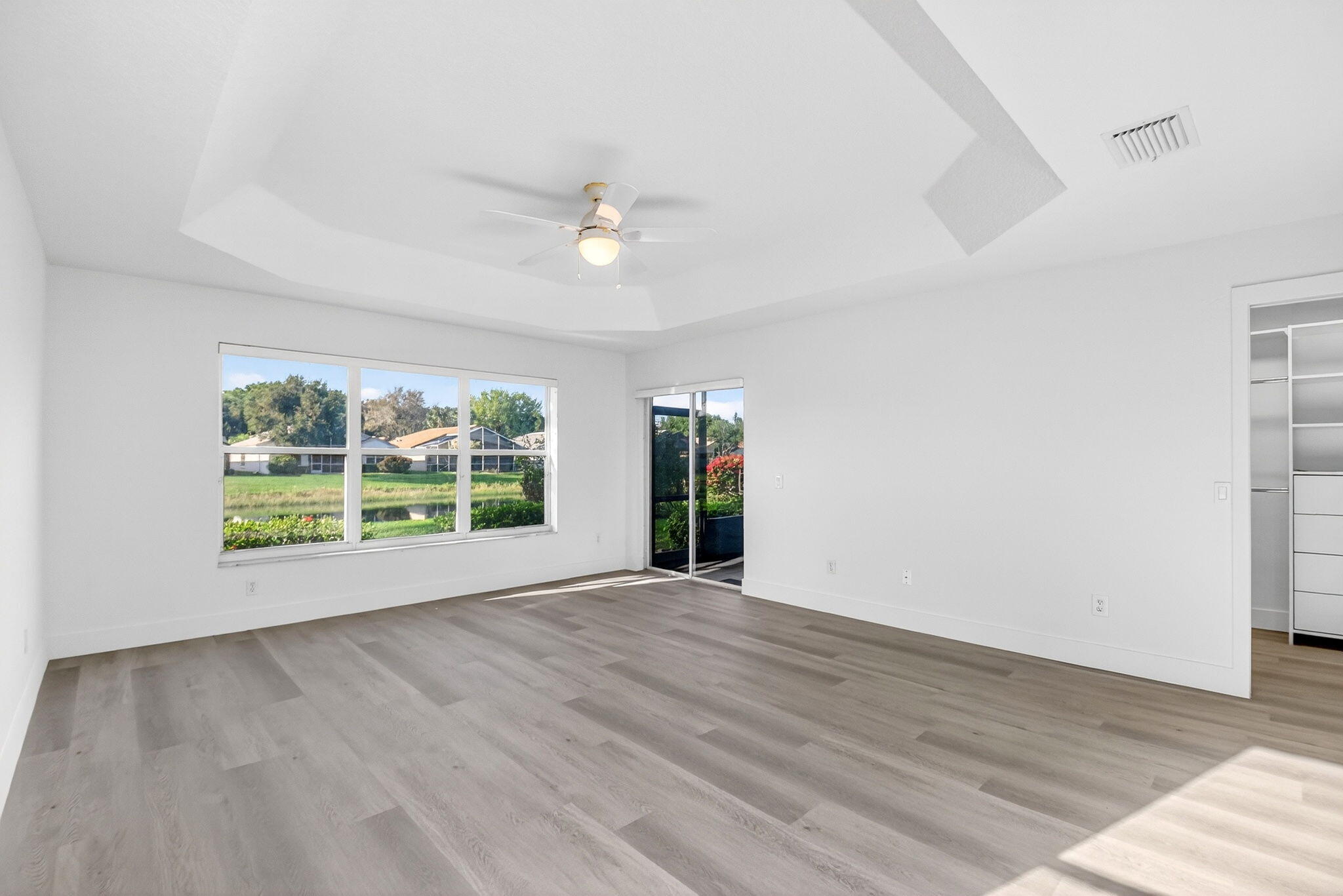 VALENCIA ISLES 3 - Residential