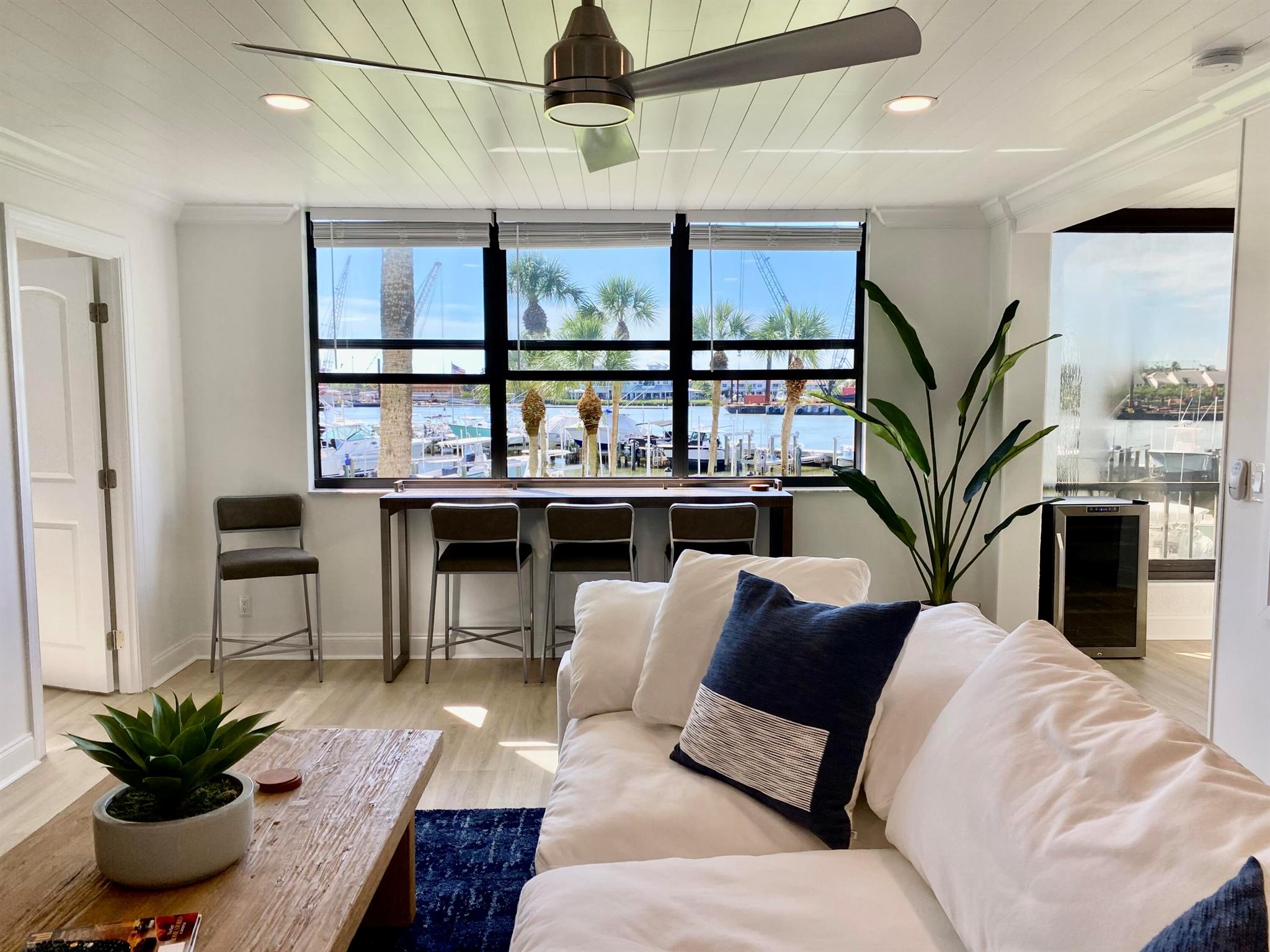 JUPITER COVE CONDO - Residential Lease
