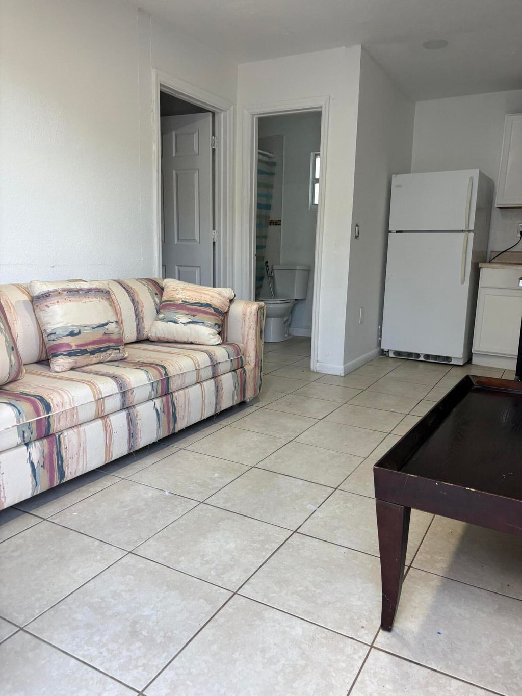 Photo of 136 N 24th Avenue #Rear, Hollywood, FL 33020 (MLS # B26017655)