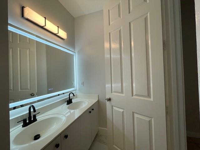 Windsor Palms 160-17 B - Residential Lease