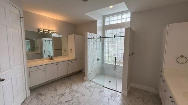 Windsor Palms 160-17 B - Residential Lease