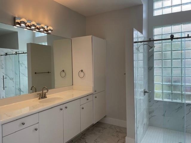 Windsor Palms 160-17 B - Residential Lease